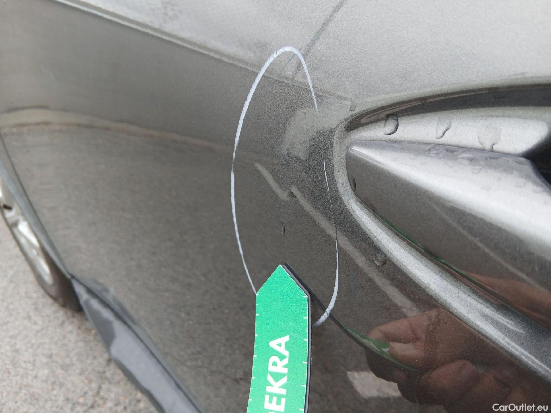  Peugeot  3008 PEUGEOT  / 2020 / 5P / todoterreno 1.5 BlueHDi 96kW (130CV) S&S Active Pack (AC3) #10