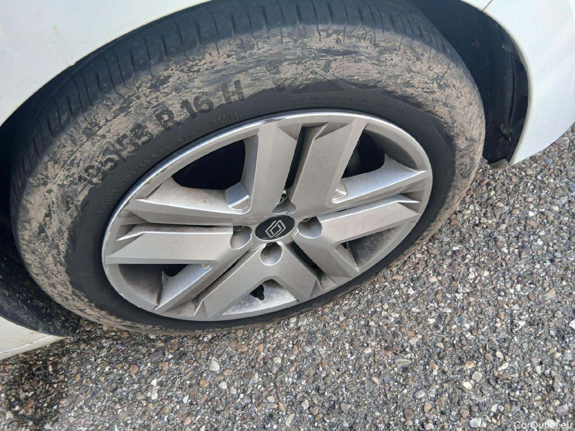  Renault  Clio  V Evolution 1.0 TCe 100CV MT6 6E #20