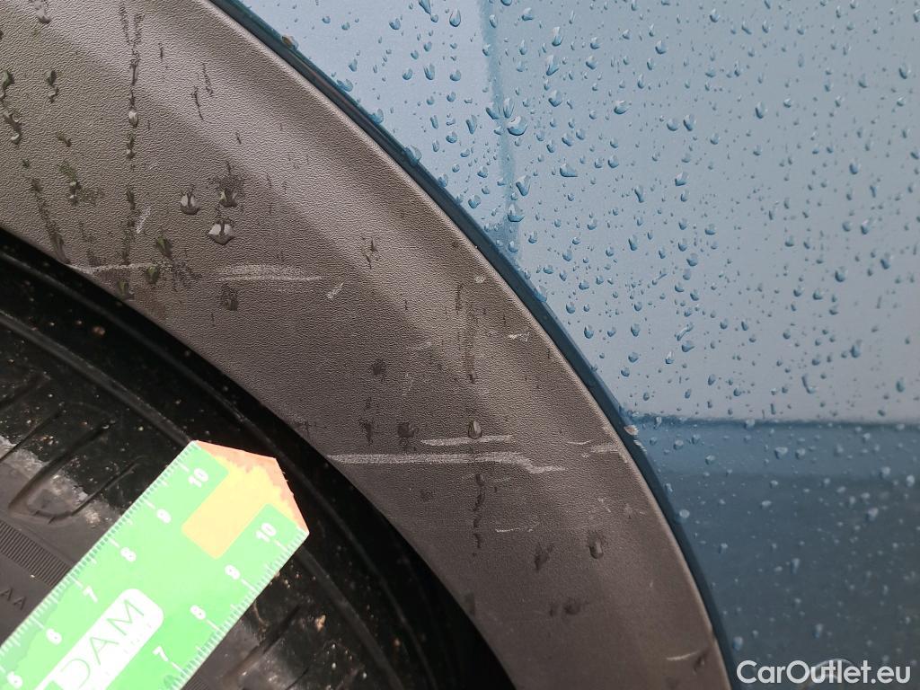  Peugeot  3008 PEUGEOT  / 2020 / 5P / todoterreno 1.5 BlueHDi 96kW (130CV) S&S Allure EAT8 #54