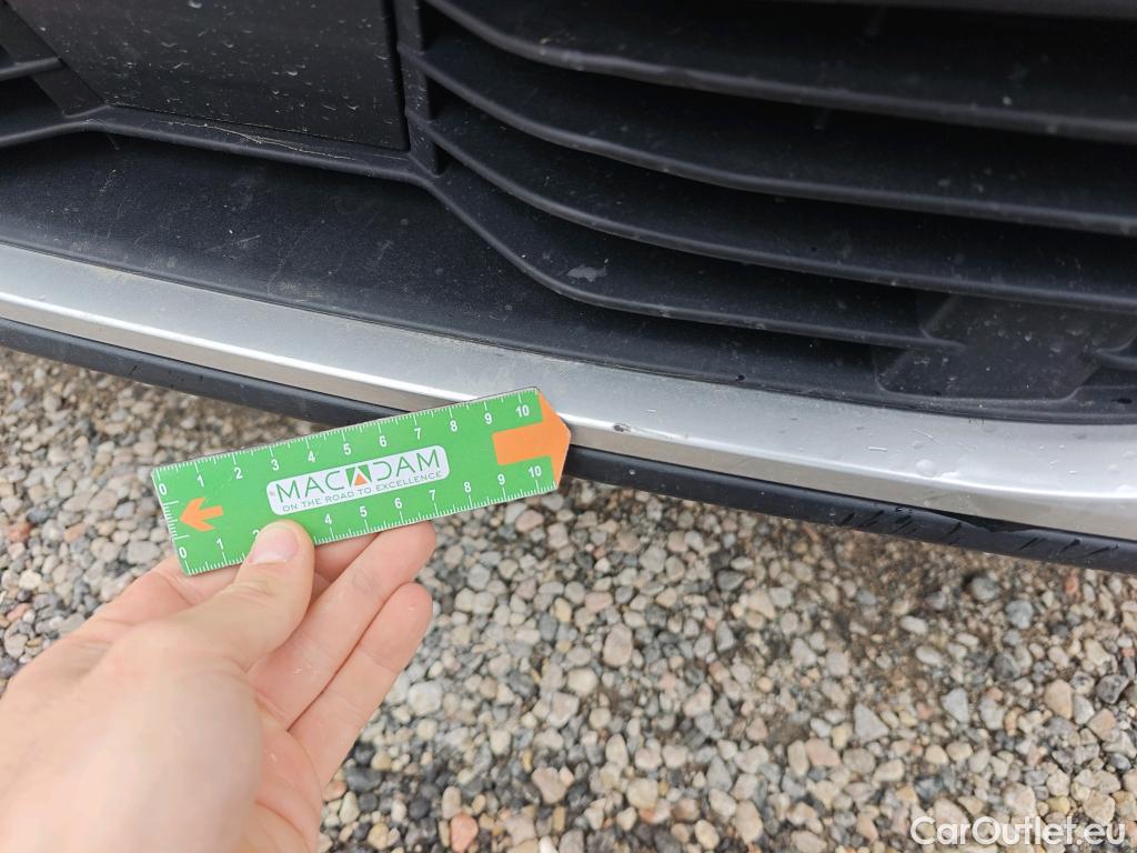  Peugeot  2008 PEUGEOT  / 2019 / 5P / todoterreno Allure Pack BlueHDI 81kW (110CV) (AC) #38