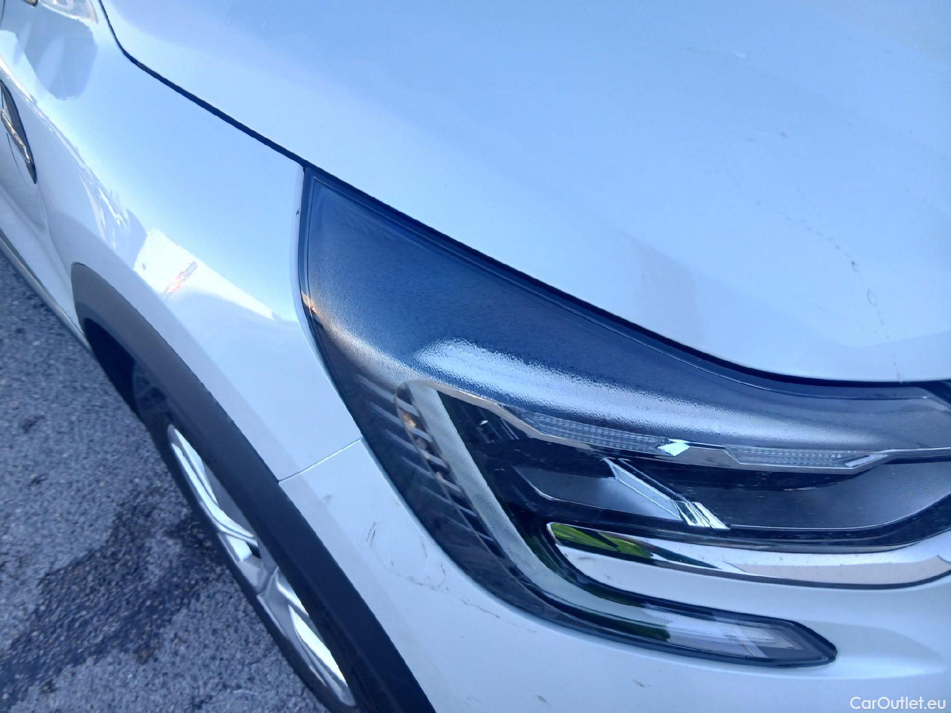  Renault  Captur RENAULT  / 2020 / 5P / todoterreno Zen E-TECH Híbrido enchufable 160cv #3