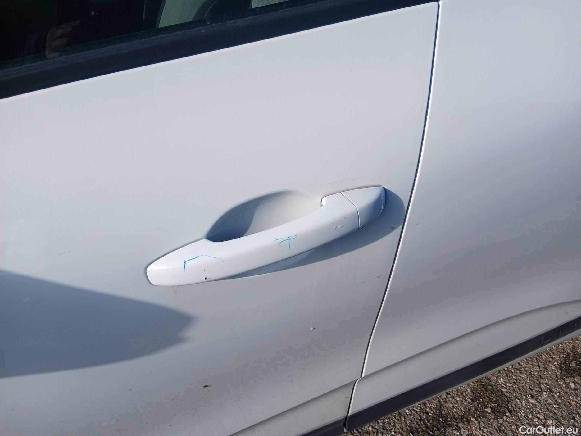  Renault  Clio  V Evolution 1.0 TCe 100CV MT6 6E #11