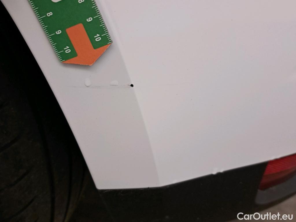  Renault  Megane RENAULT Mégane / 2020 / 5P / berlina con portón Life Blue dCi 85 kW (115CV) #9