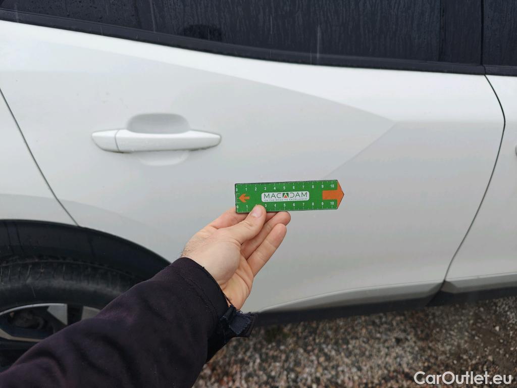  Peugeot  2008 PEUGEOT  / 2019 / 5P / todoterreno Allure Pack BlueHDI 81kW (110CV) (AC) #1