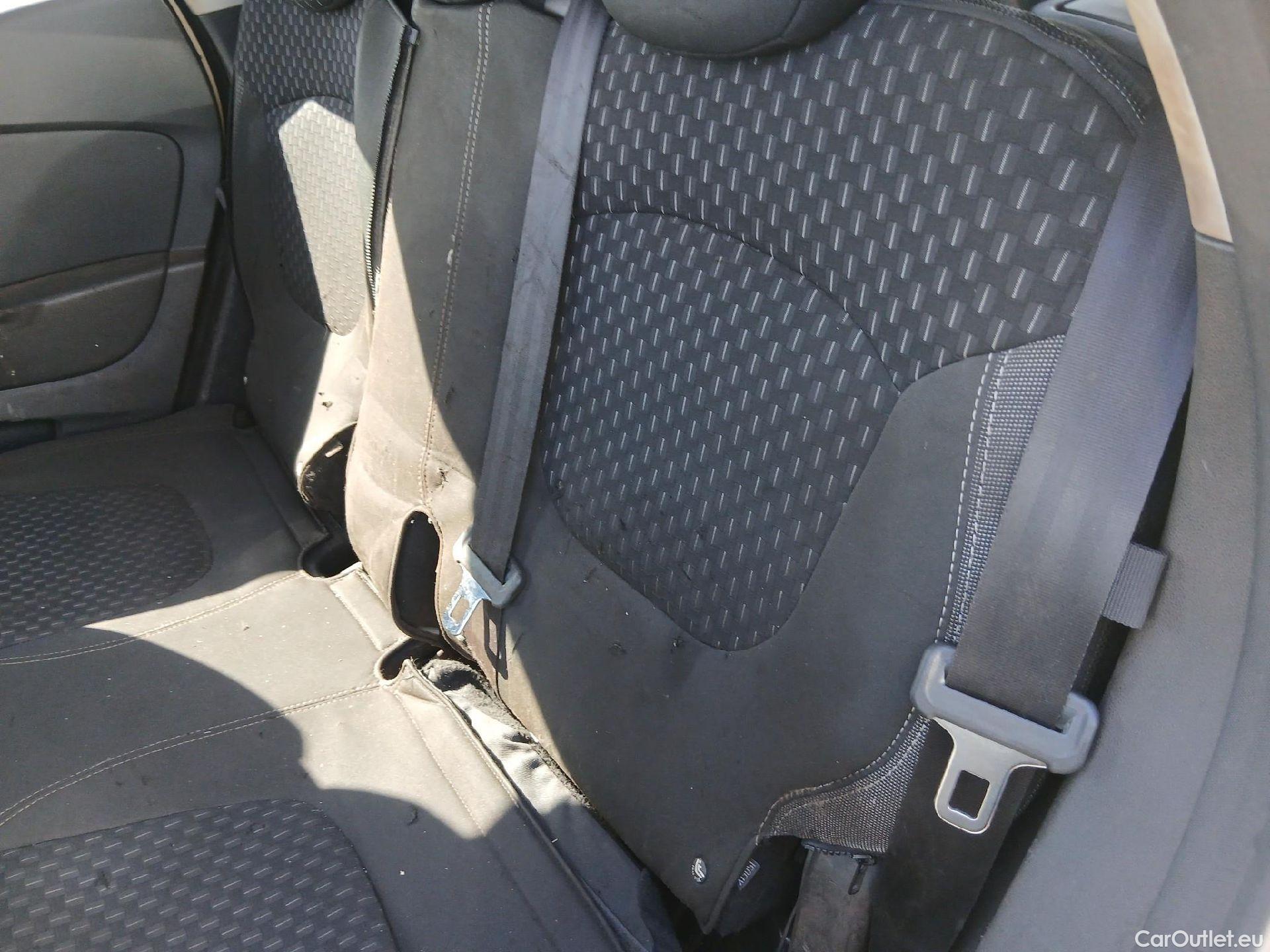  Renault  Captur RENAULT  / 2017 / 5P / crossover Zen TCe 66kW (90CV) -18 (CX) #30