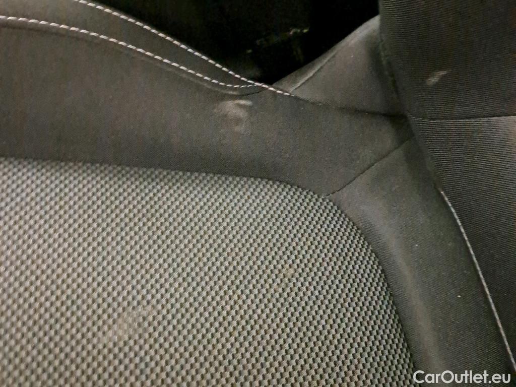  Renault  Megane RENAULT Mégane / 2020 / 5P / berlina con portón Life Blue dCi 85 kW (115CV) #1