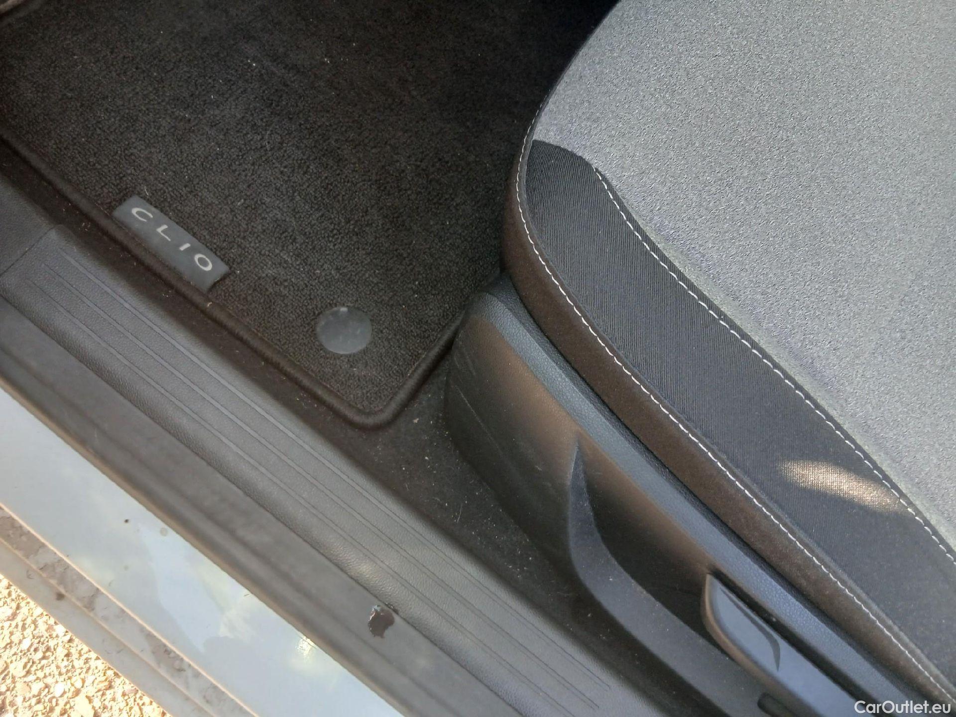  Renault  Clio  V Evolution 1.0 TCe 100CV MT6 6E #4