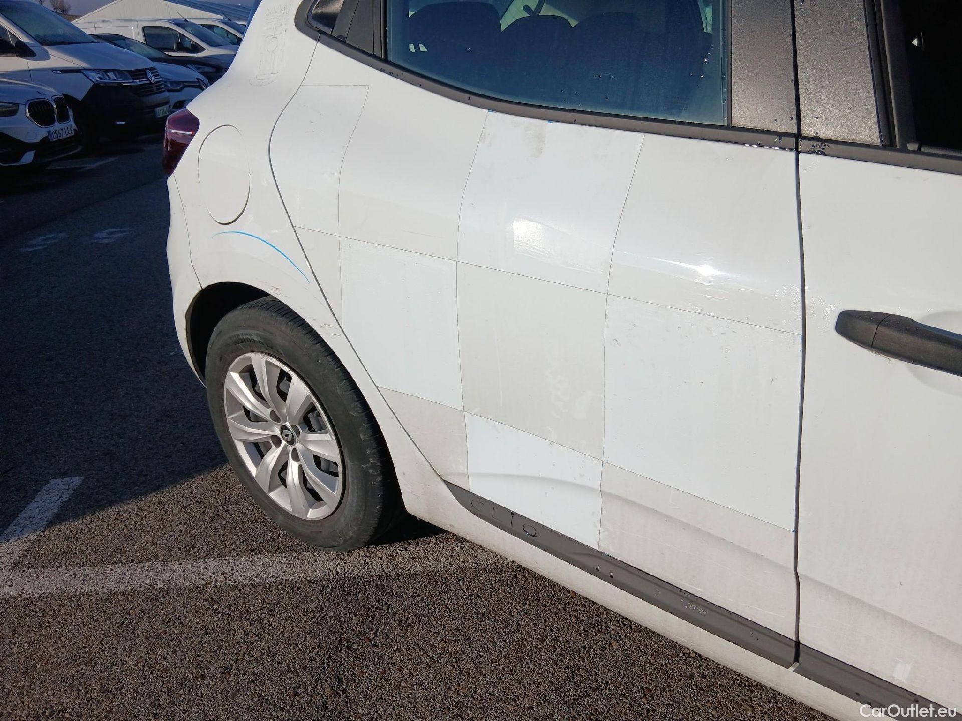  Renault  Clio RENAULT  / 2019 / 5P / berlina con portón Business TCe 74 kW (100CV) GLP #24