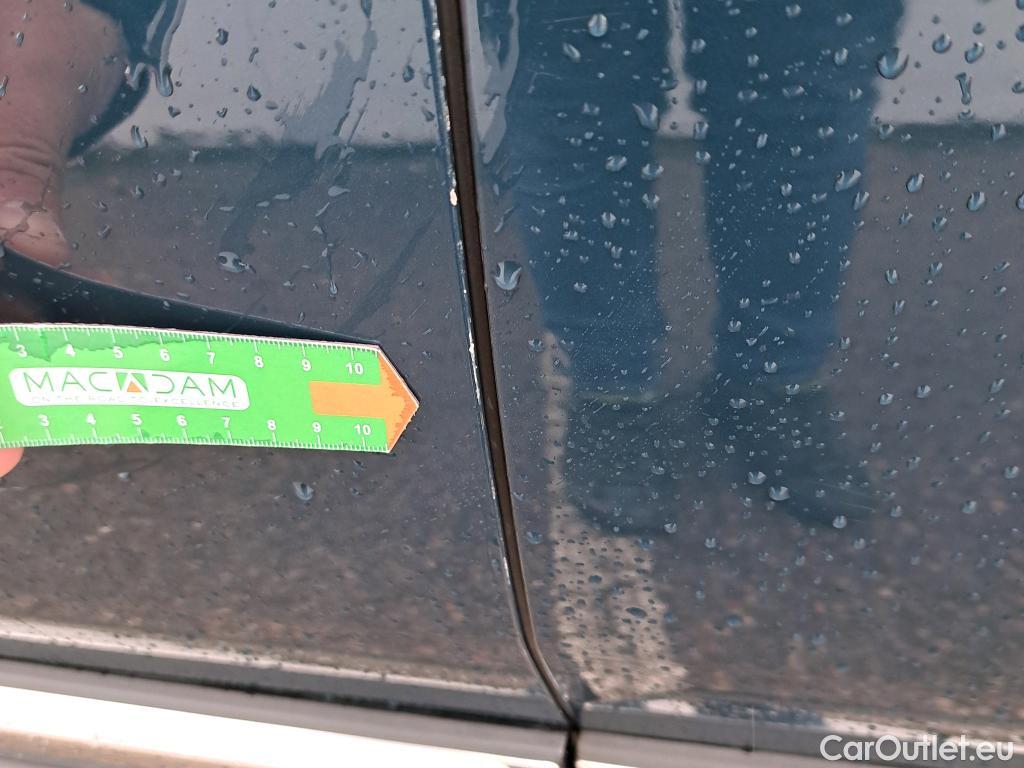  Peugeot  3008 PEUGEOT  / 2020 / 5P / todoterreno 1.5 BlueHDi 96kW (130CV) S&S Allure EAT8 #13