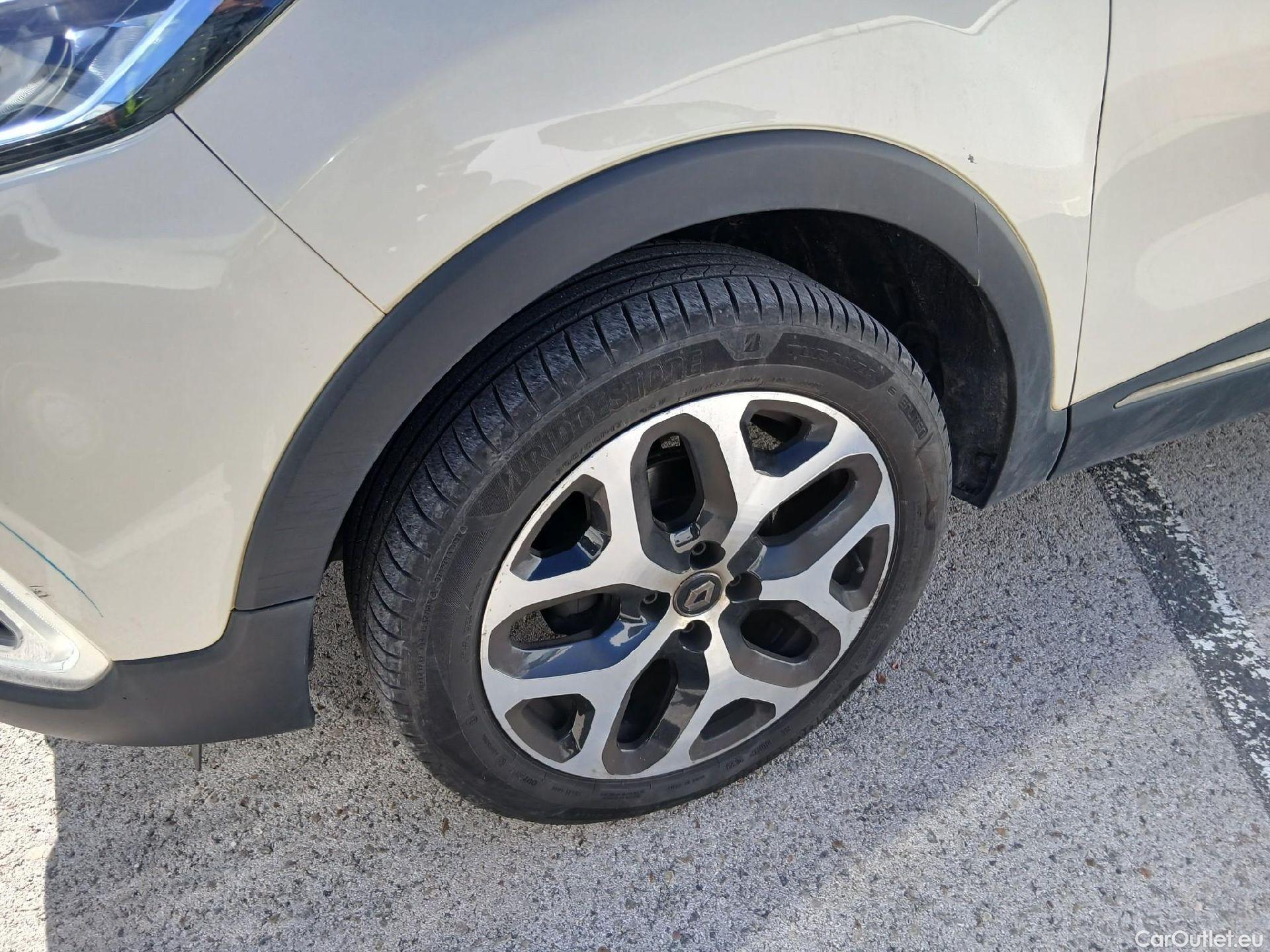  Renault  Captur RENAULT  / 2017 / 5P / crossover Zen TCe 66kW (90CV) -18 (CX) #7