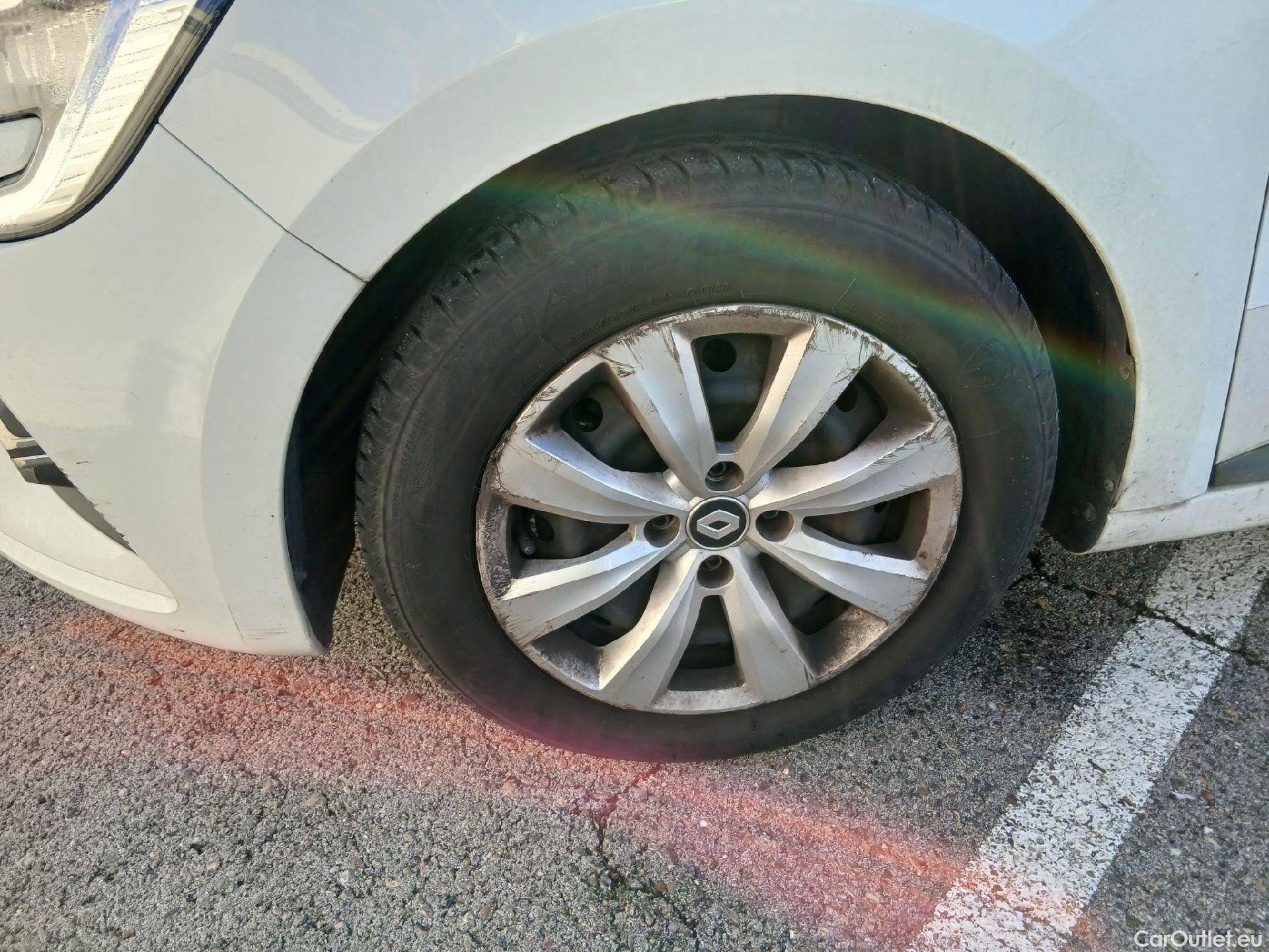  Renault  Clio RENAULT  / 2019 / 5P / berlina con portón Business TCe 74 kW (100CV) GLP #7