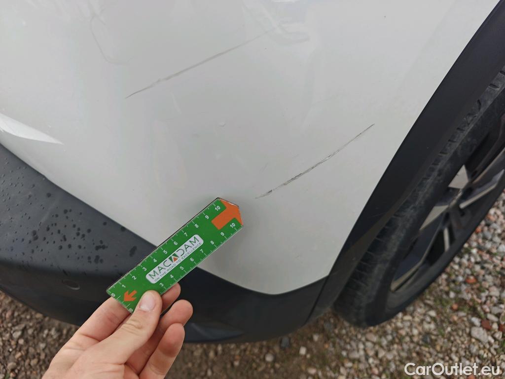  Peugeot  2008 PEUGEOT  / 2019 / 5P / todoterreno Allure Pack BlueHDI 81kW (110CV) (AC) #34