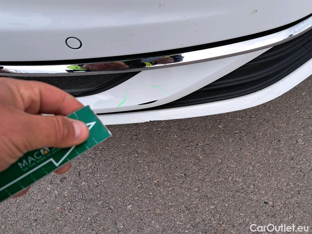  Volkswagen  Golf  VOLKSWAGEN / 2016 / 5P / berlina con portón Advance 1.5 TSI EVO 110kW (150CV) DSG #17