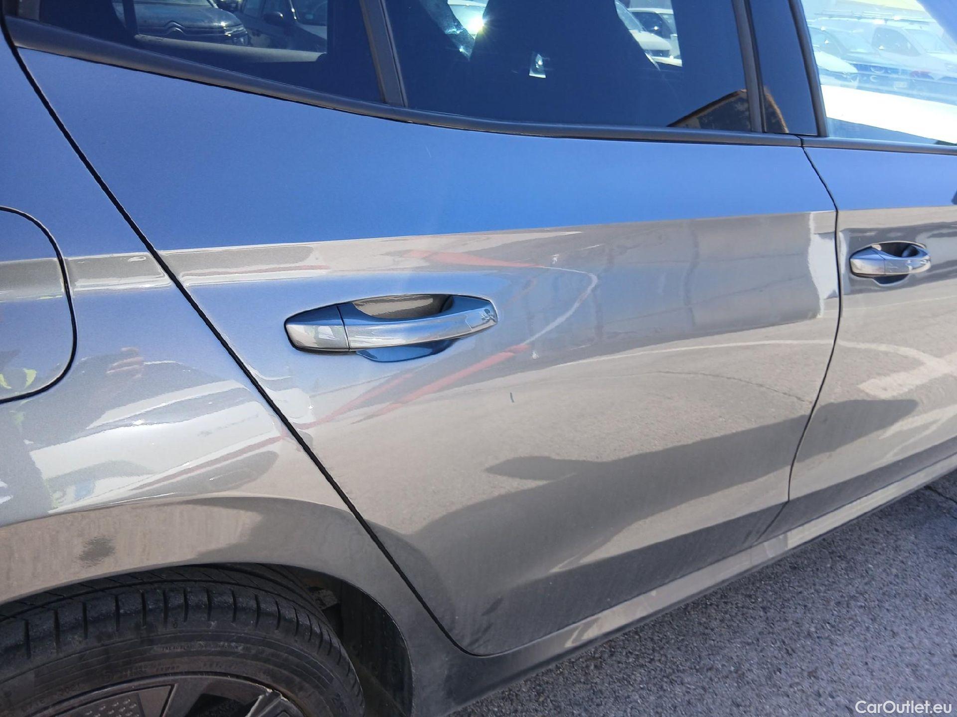  Skoda  Fabia SKODA  / 2021 / 5P / berlina con portón 1.0 TSI 70KW (95CV) Sport #45