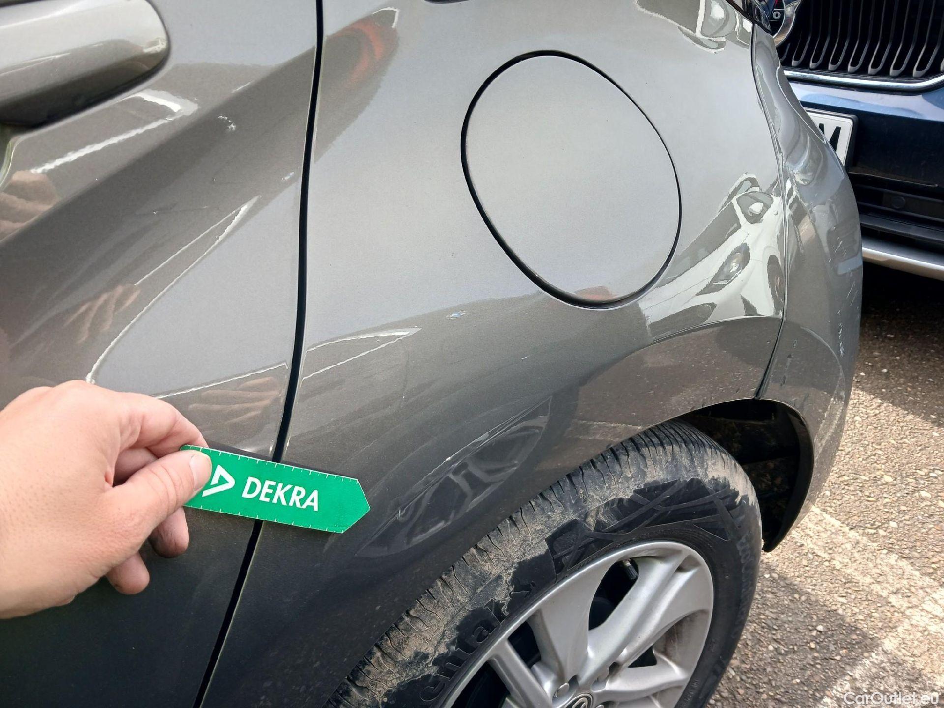  Toyota  Yaris TOYOTA  / 2020 / 5P / berlina con portón 1.5 125 S-Edition #16