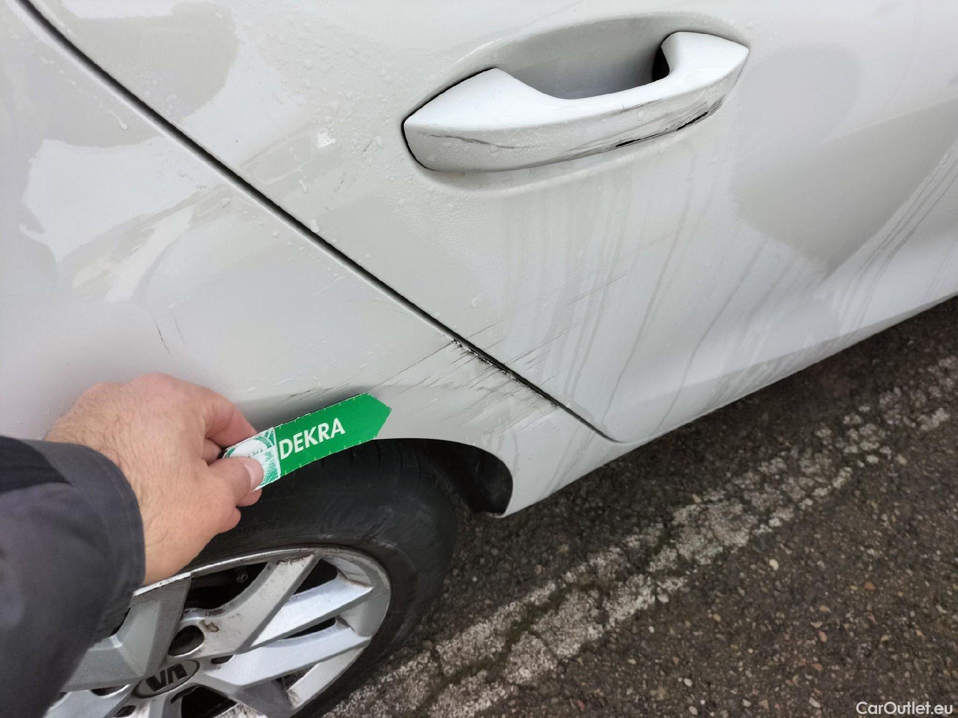  Land Rover  Discovery SEAT Nuevo León / 2020 / 5P / berlina con portón 2.0 TDI 85kW (115CV) STYLE GONavi (AC) #45