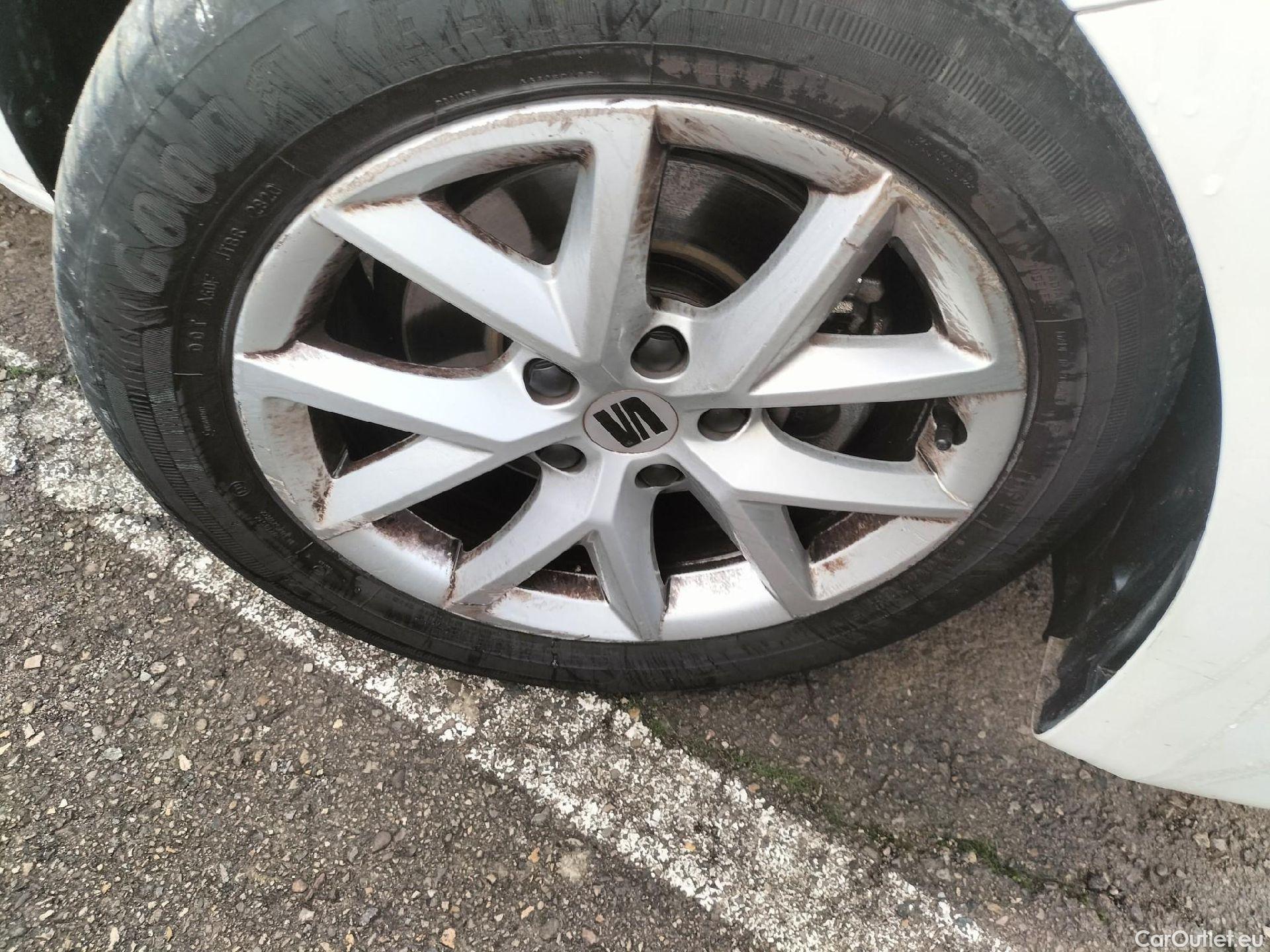  Land Rover  Discovery SEAT Nuevo León / 2020 / 5P / berlina con portón 2.0 TDI 85kW (115CV) STYLE GONavi (AC) #61