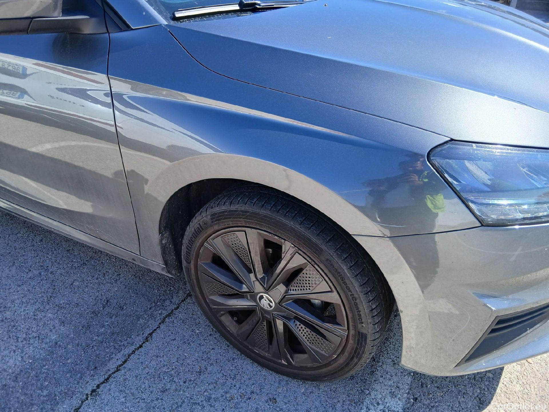  Skoda  Fabia SKODA  / 2021 / 5P / berlina con portón 1.0 TSI 70KW (95CV) Sport #50