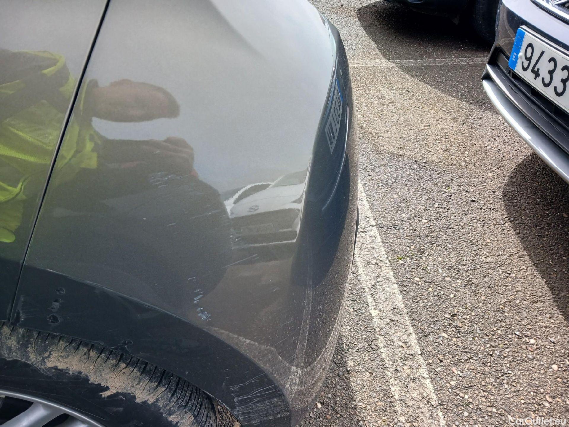  Toyota  Yaris TOYOTA  / 2020 / 5P / berlina con portón 1.5 125 S-Edition #18