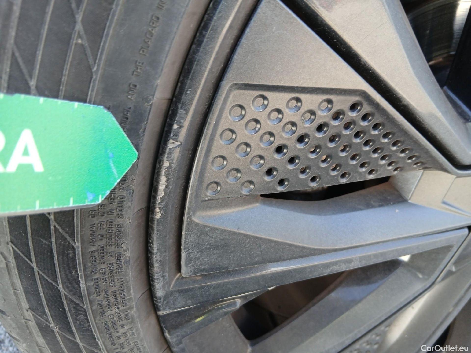  Skoda  Fabia SKODA  / 2021 / 5P / berlina con portón 1.0 TSI 70KW (95CV) Sport #41