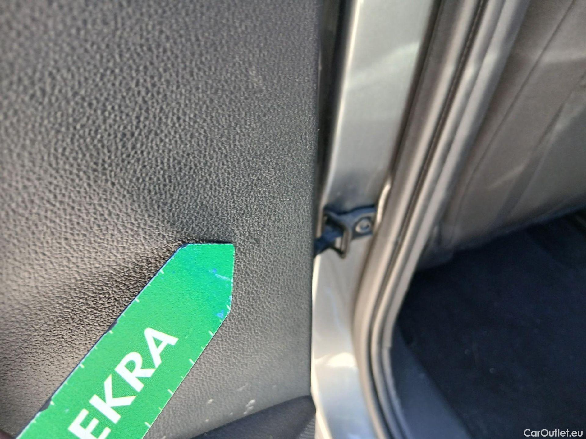  Skoda  Fabia SKODA  / 2021 / 5P / berlina con portón 1.0 TSI 70KW (95CV) Sport #27