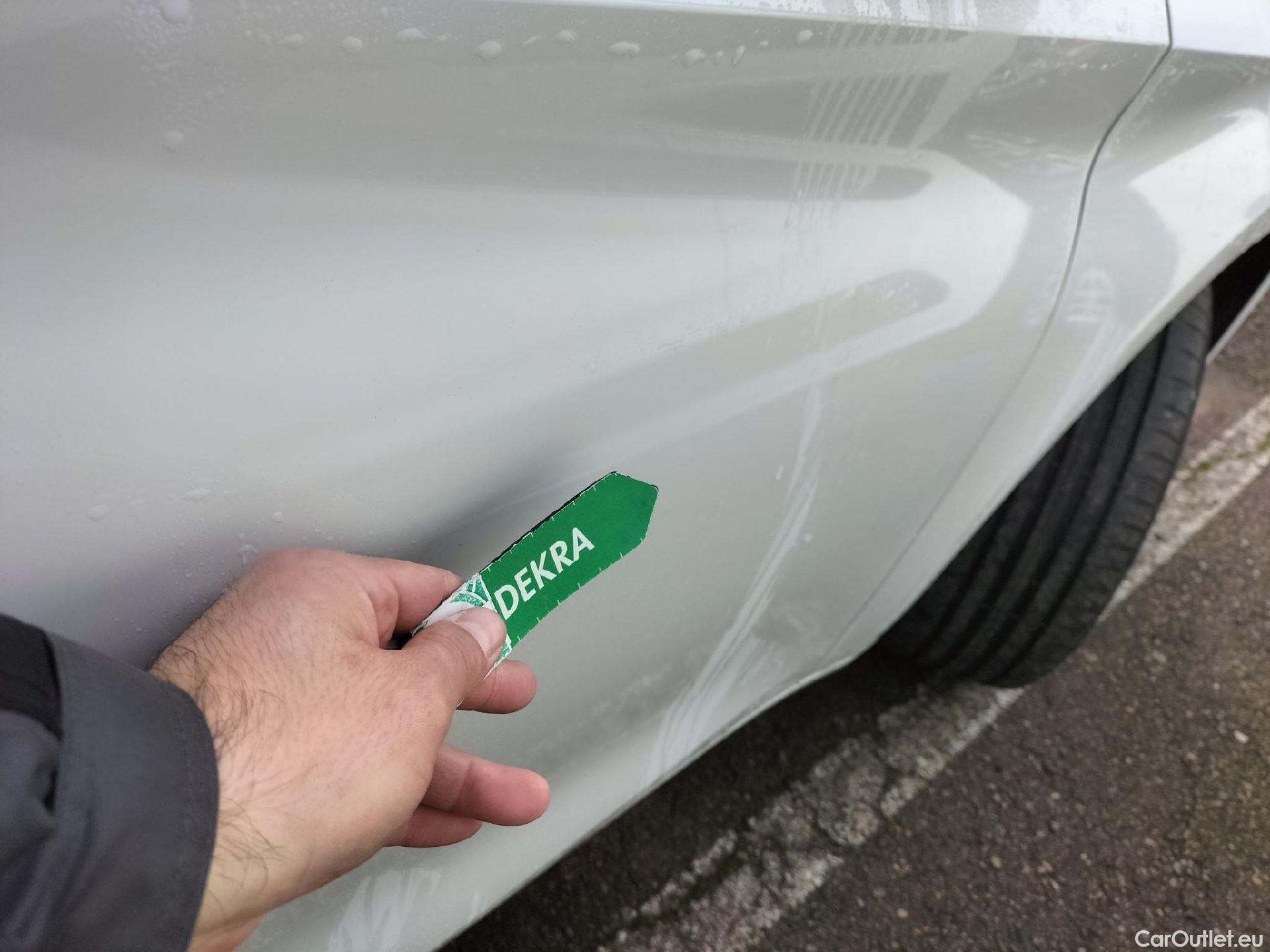  Land Rover  Discovery SEAT Nuevo León / 2020 / 5P / berlina con portón 2.0 TDI 85kW (115CV) STYLE GONavi (AC) #54