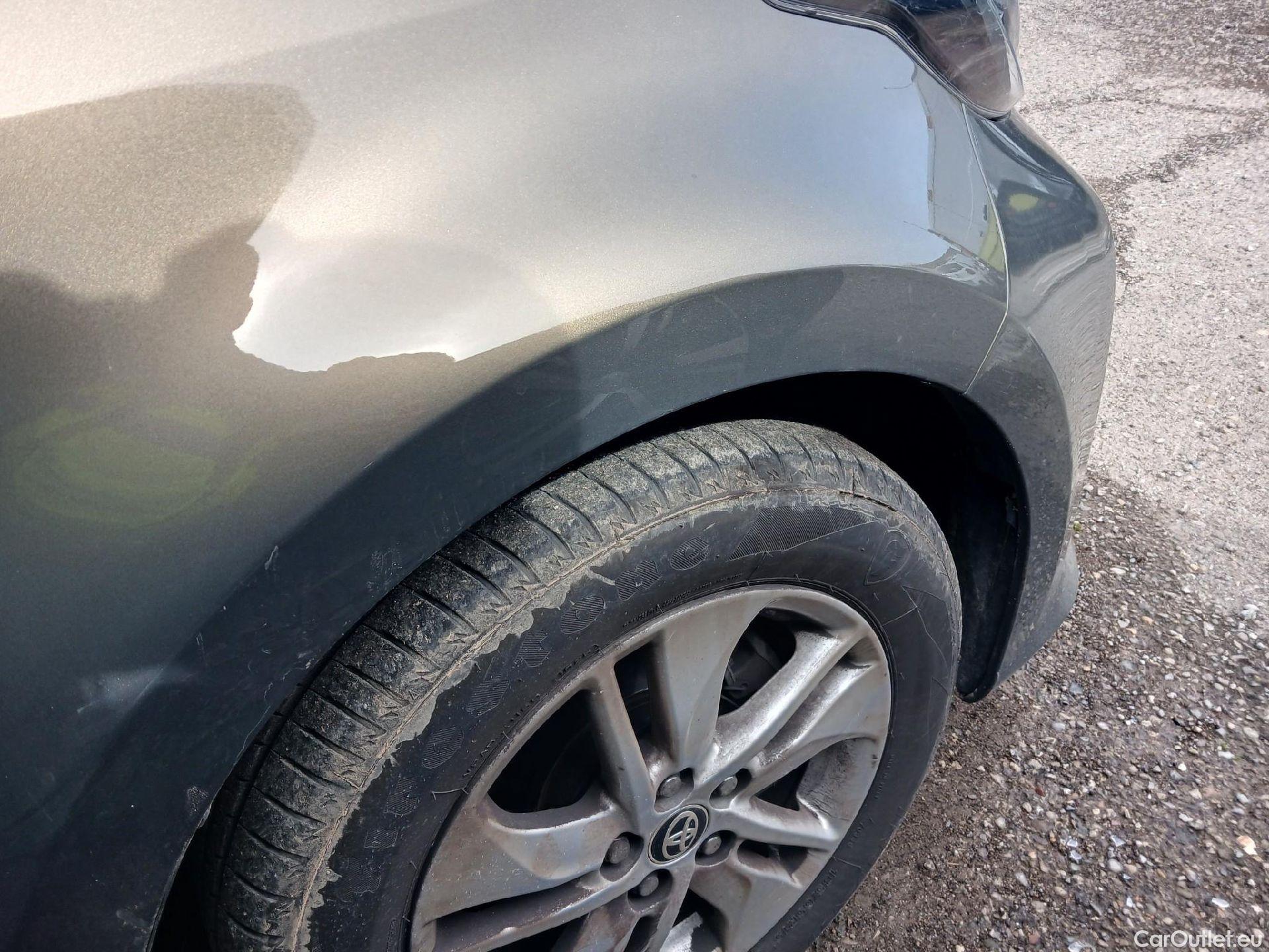  Toyota  Yaris TOYOTA  / 2020 / 5P / berlina con portón 1.5 125 S-Edition #31