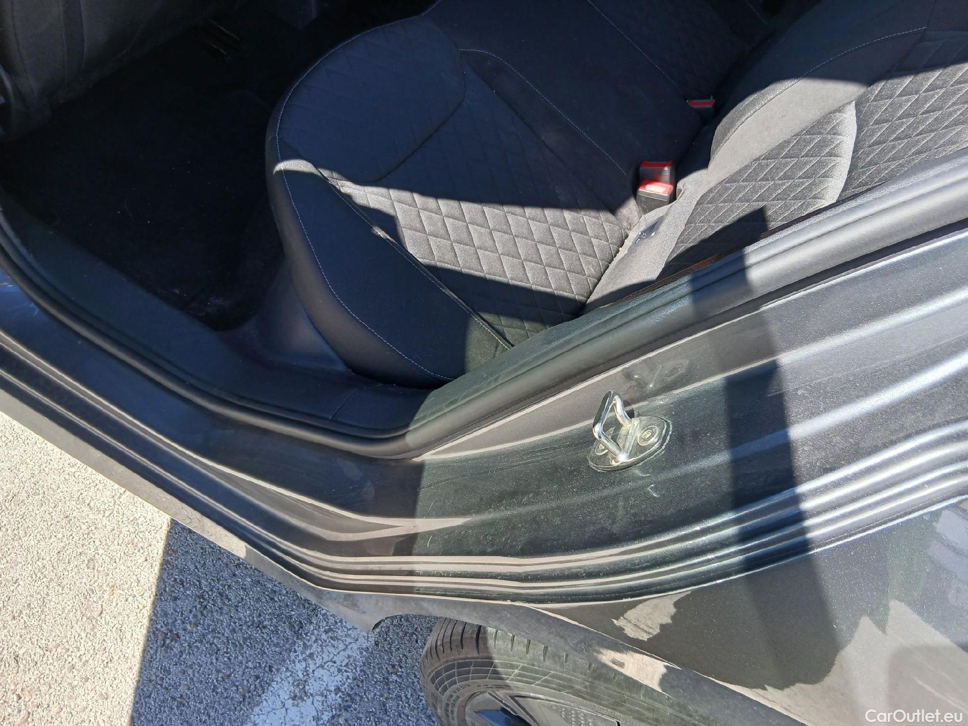  Skoda  Fabia SKODA  / 2021 / 5P / berlina con portón 1.0 TSI 70KW (95CV) Sport #32