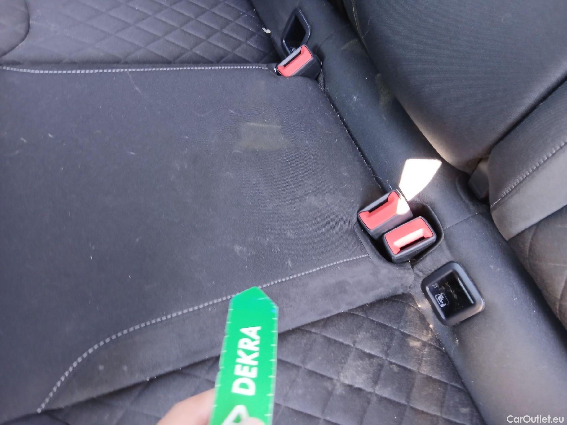  Skoda  Fabia SKODA  / 2021 / 5P / berlina con portón 1.0 TSI 70KW (95CV) Sport #21