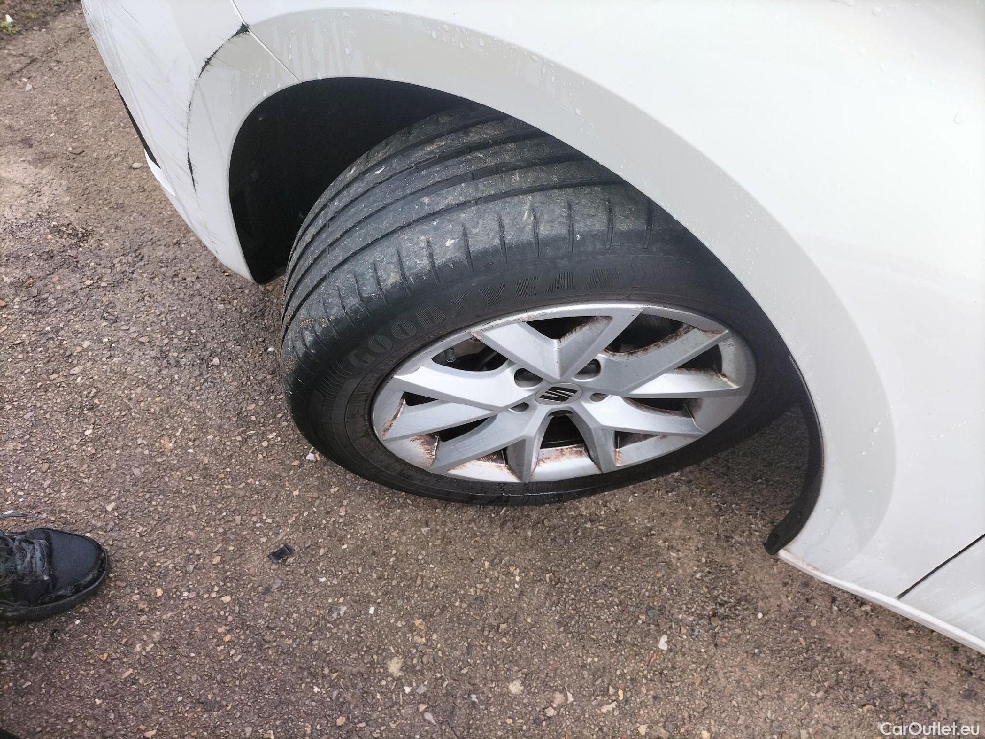  Land Rover  Discovery SEAT Nuevo León / 2020 / 5P / berlina con portón 2.0 TDI 85kW (115CV) STYLE GONavi (AC) #19