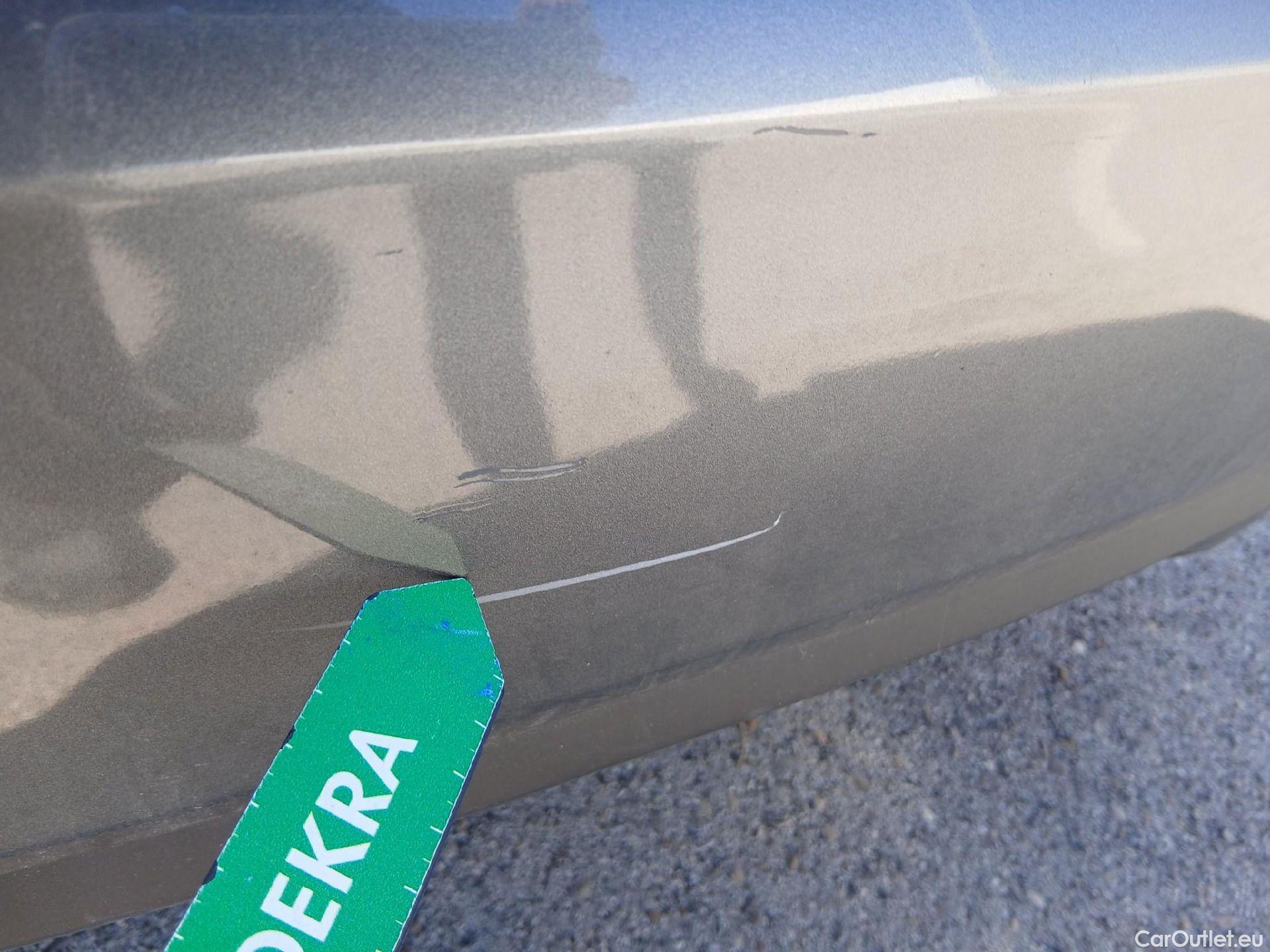  Skoda  Fabia SKODA  / 2021 / 5P / berlina con portón 1.0 TSI 70KW (95CV) Sport #37