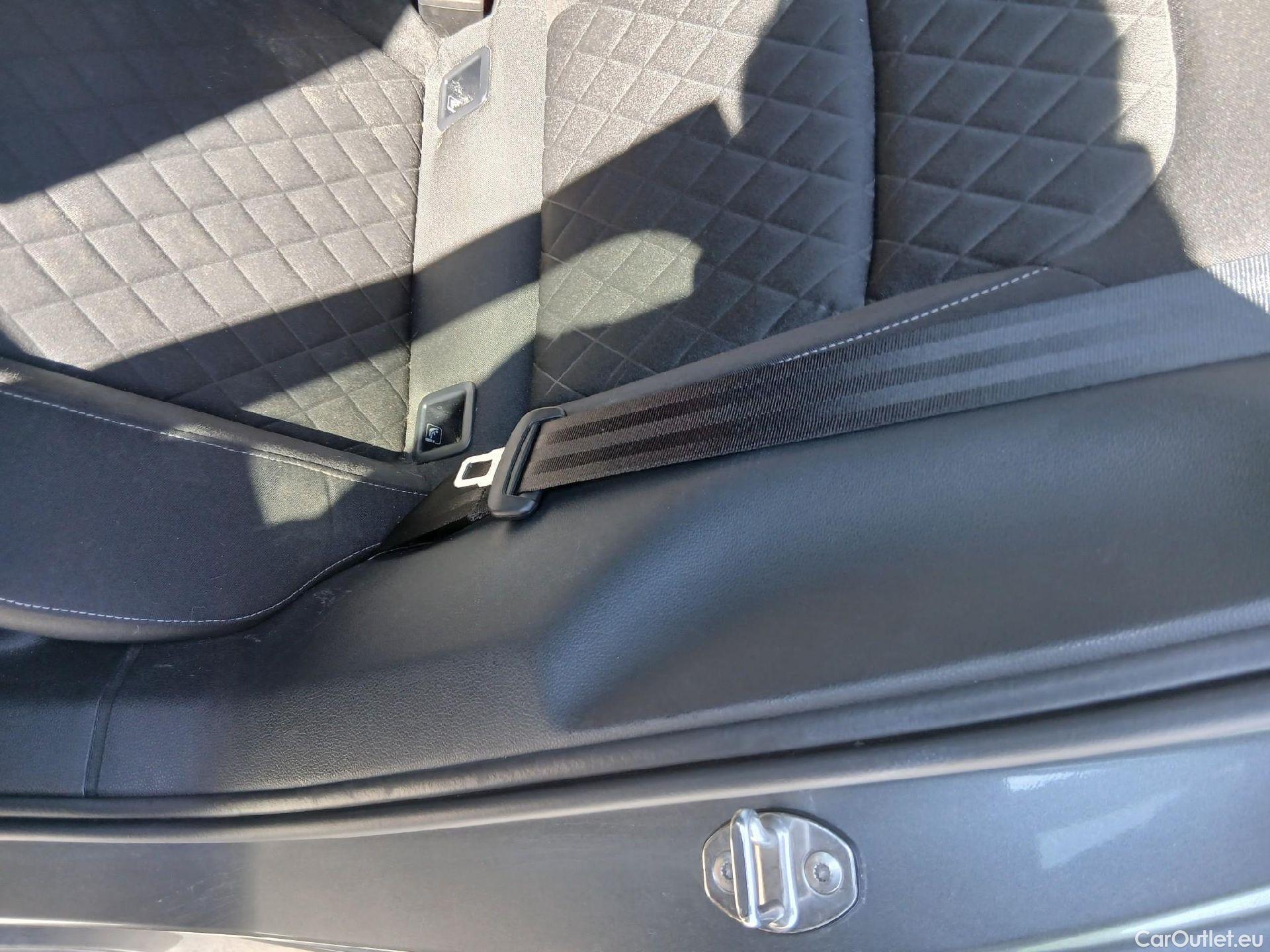  Skoda  Fabia SKODA  / 2021 / 5P / berlina con portón 1.0 TSI 70KW (95CV) Sport #25