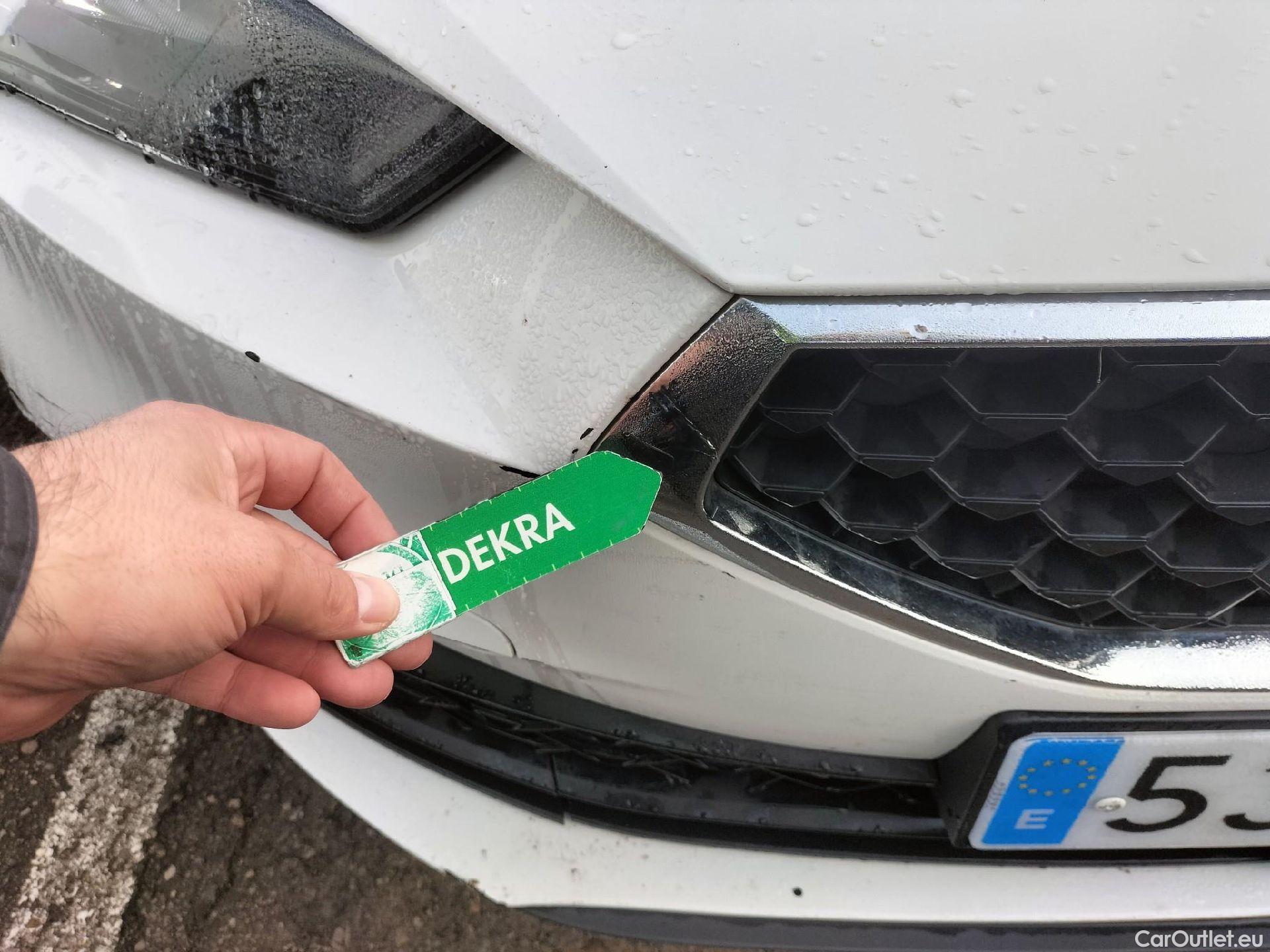  Land Rover  Discovery SEAT Nuevo León / 2020 / 5P / berlina con portón 2.0 TDI 85kW (115CV) STYLE GONavi (AC) #10