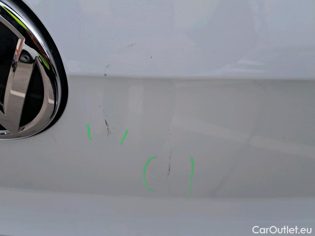  Volkswagen  Golf  VOLKSWAGEN / 2016 / 5P / berlina con portón Advance 1.5 TSI EVO 110kW (150CV) DSG #2