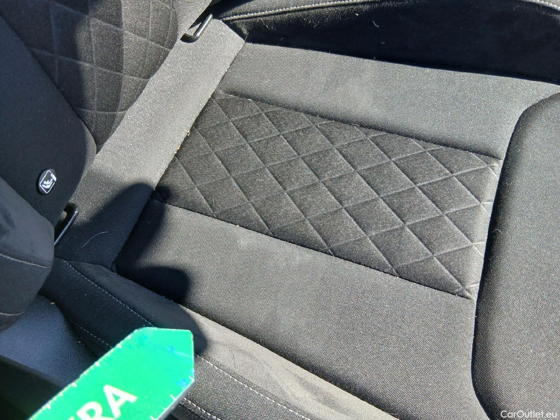  Skoda  Fabia SKODA  / 2021 / 5P / berlina con portón 1.0 TSI 70KW (95CV) Sport #22