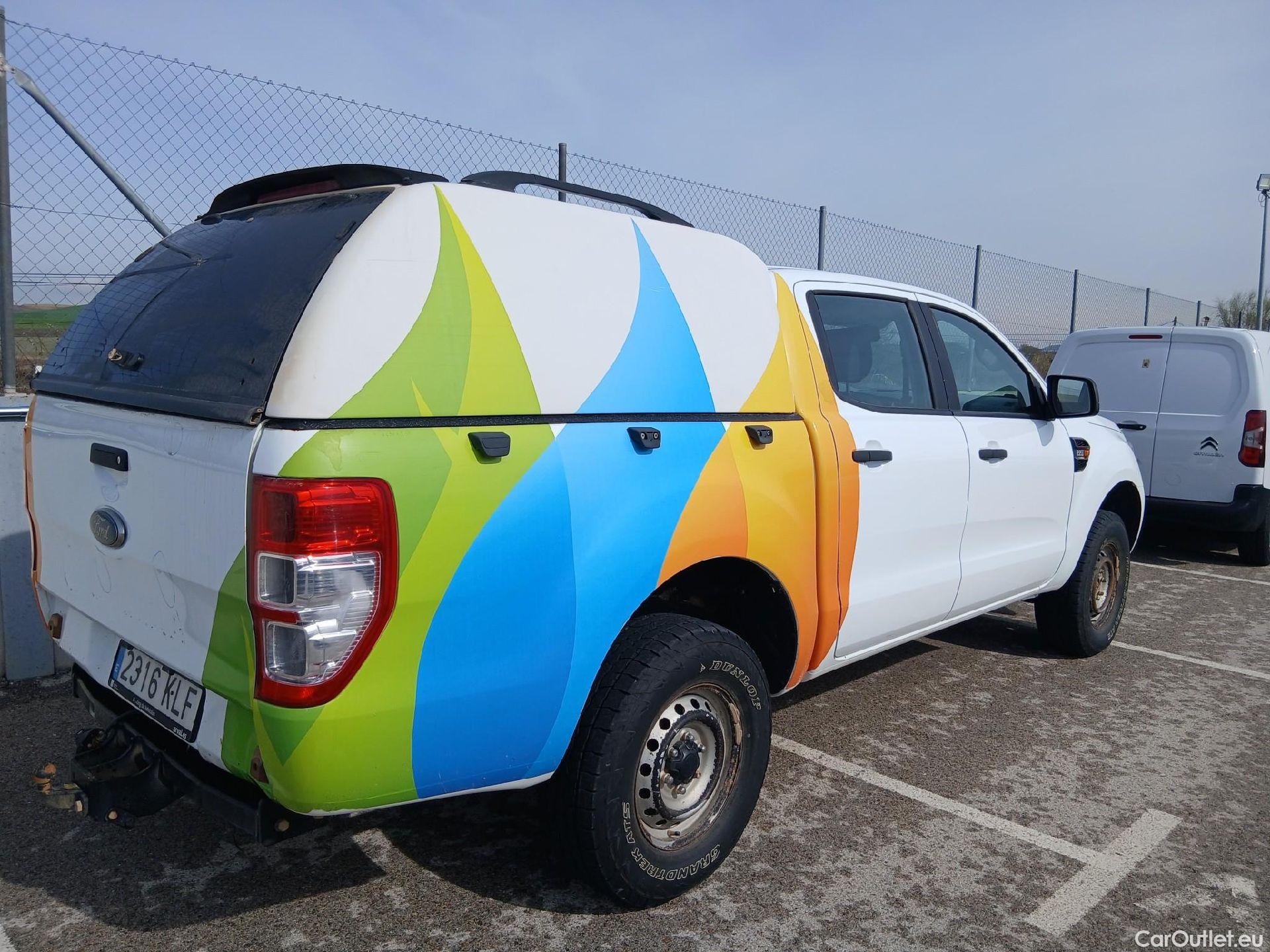  Ford  Ranger FORD  VU 4p 6G pickup 2.2 TDCi 118kW 4x4 Doble Cab. XL S/S #49