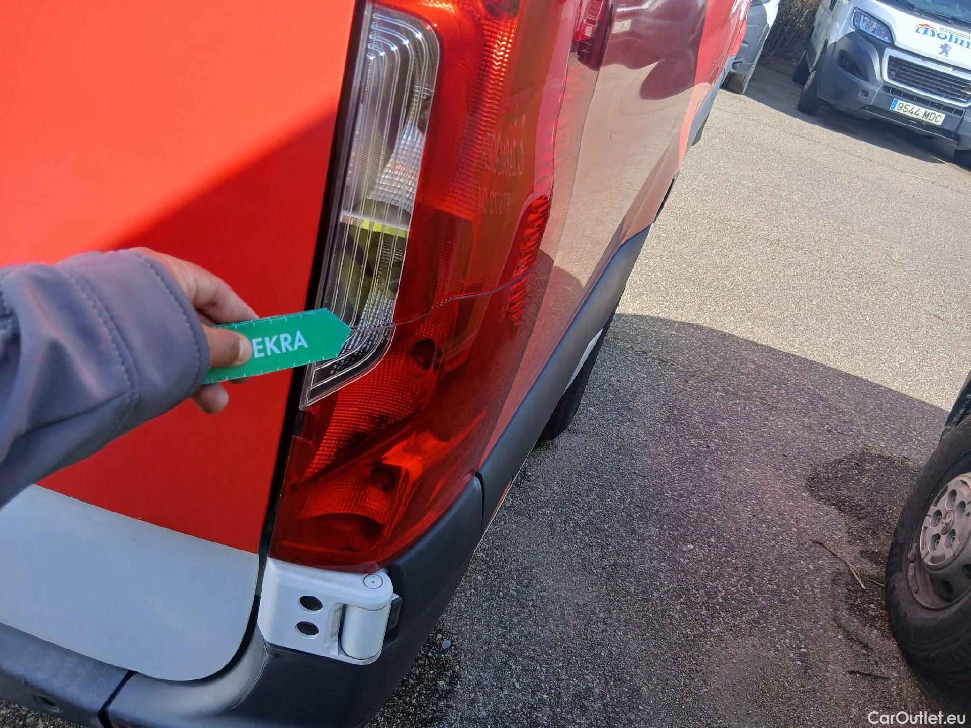  Mercedes  Sprinter MERCEDES-BENZ  / 2018 / 4P / furgón 316 CDI LARGO L 3.5T T.ALTO #35