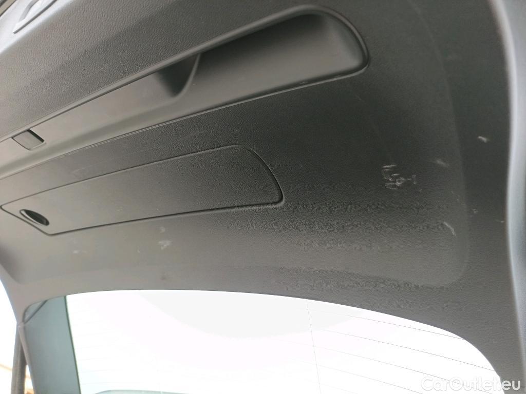  Volvo  XC 40 VOLVO XC40 / 2017 / 5P / todoterreno 2.0 B4 G Momentum Pro Auto #11