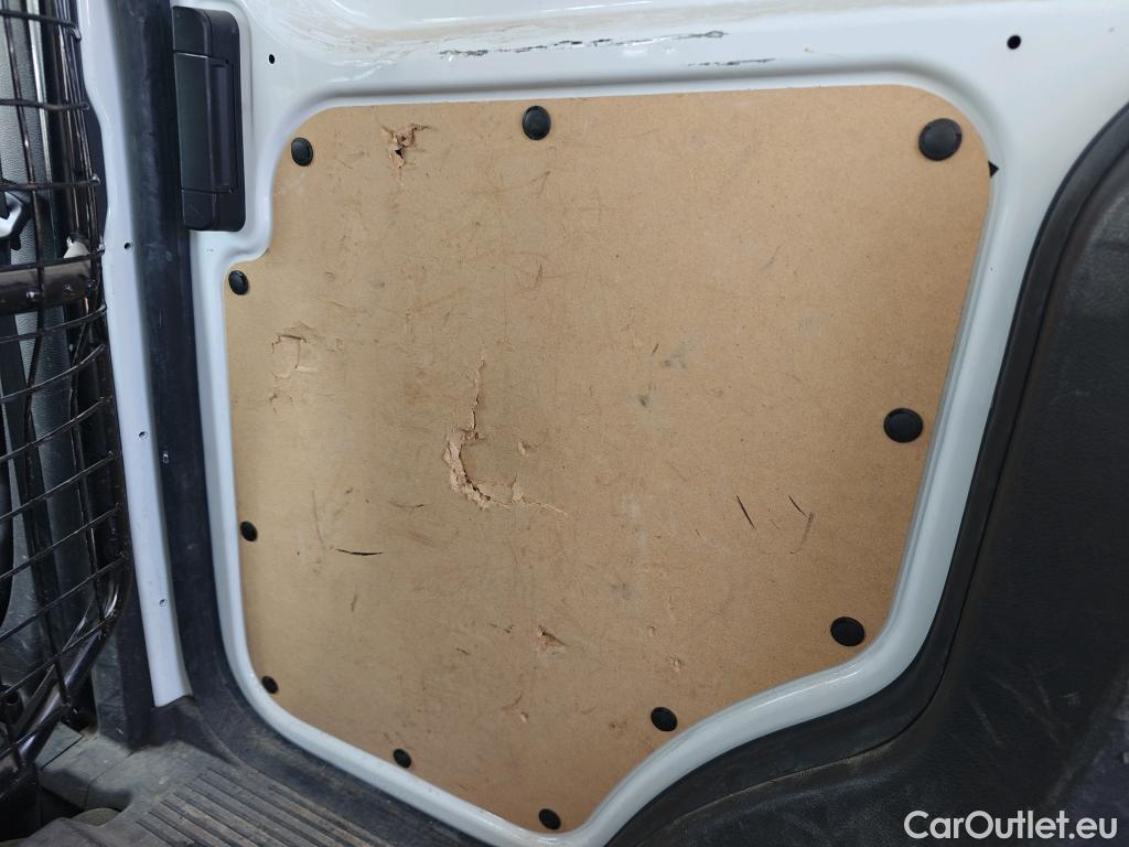  Ford  Transit FORD  Courier/2014/4P/furgón der.turis Van 1.5 TDCi 56kW Trend #64