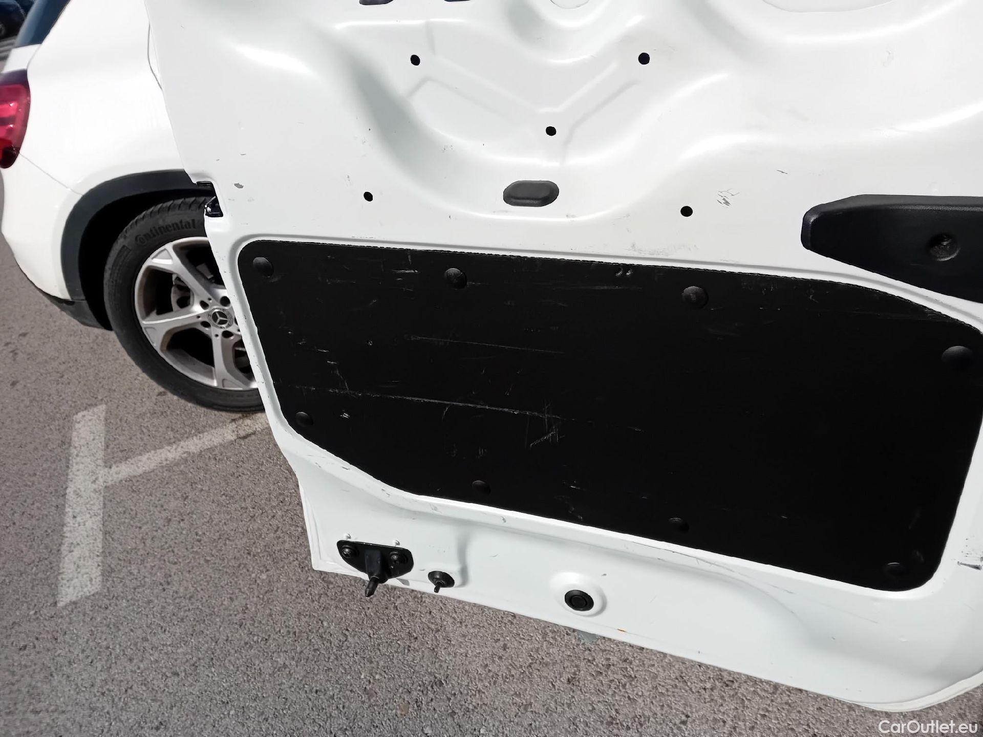  Dacia  Dokker DACIA  VU 4p 1G furgón derivado de Van Ambiance dCi 66kW (90CV) EU6 #19