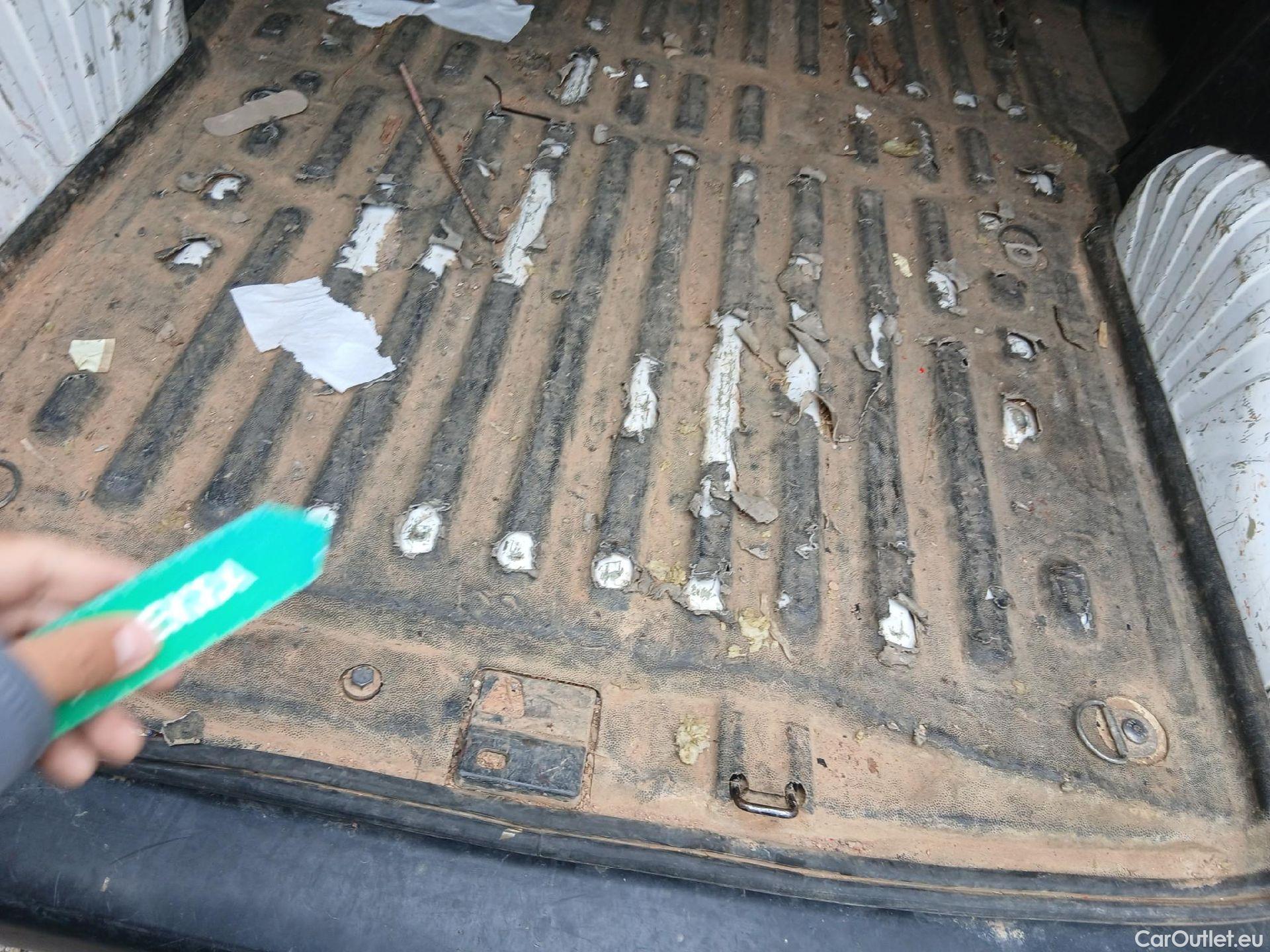  Citroen  Berlingo CITROEN  / 2018 / 3P / furgón derivado de turismo Talla M BlueHDi 100 CONTROL #4