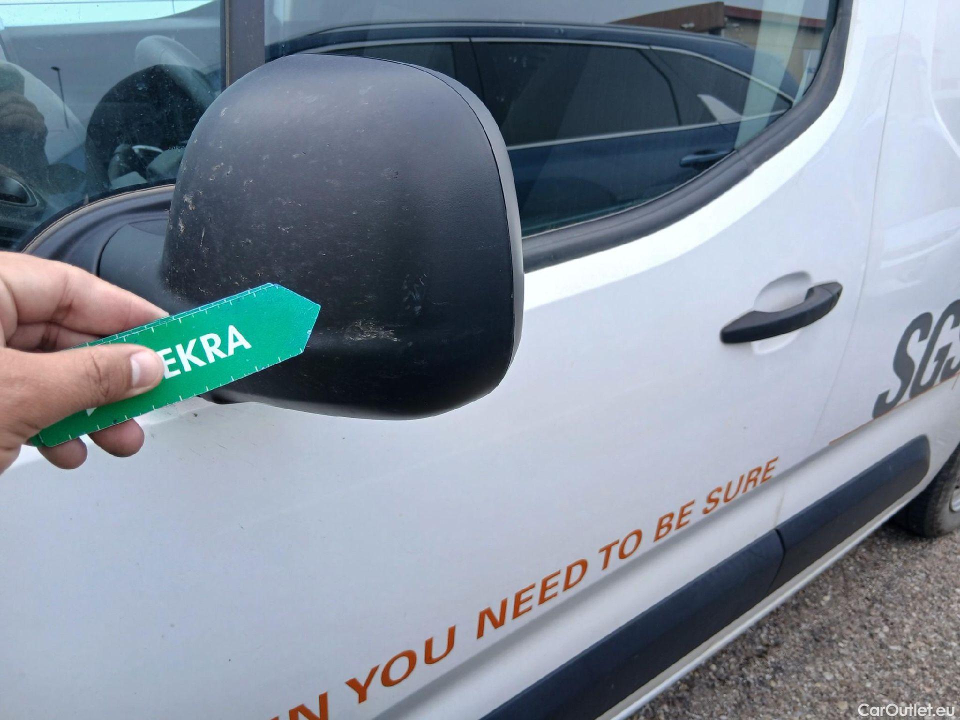  Citroen  Berlingo CITROEN  / 2018 / 3P / furgón derivado de turismo Talla M BlueHDi 100 CONTROL #16