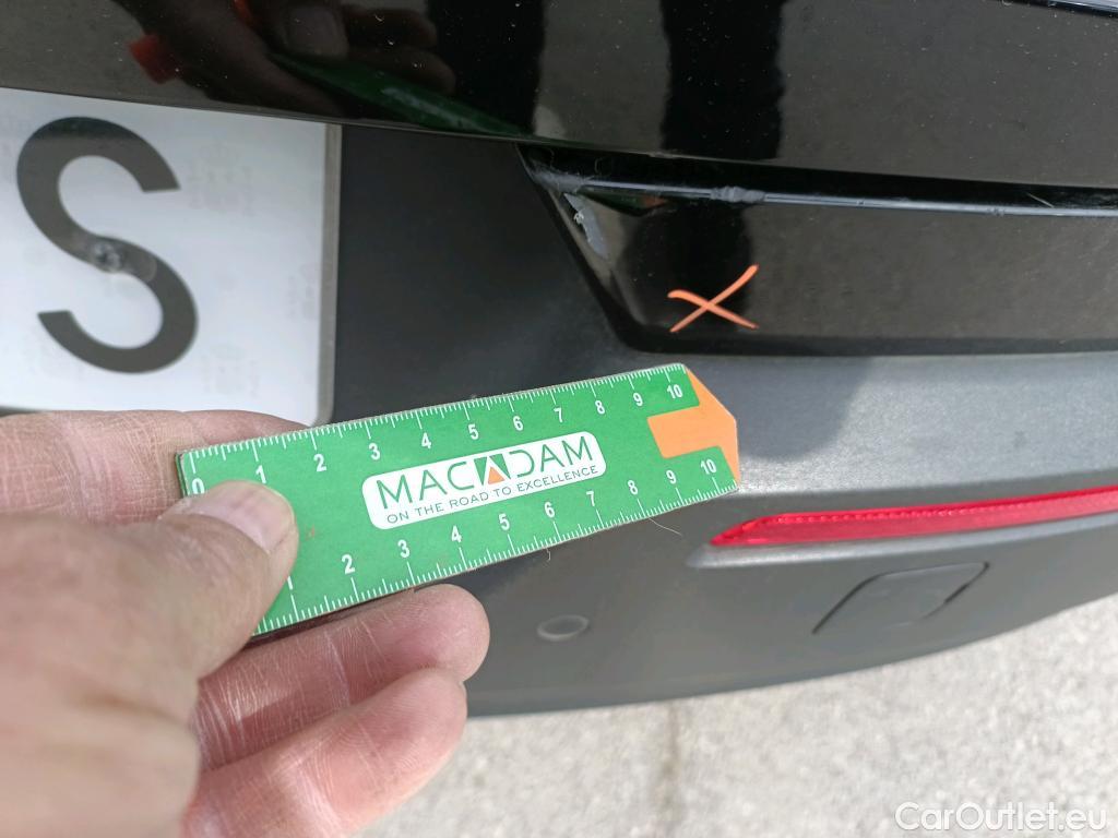  Volvo  XC 40 VOLVO XC40 / 2017 / 5P / todoterreno 2.0 B4 G Momentum Pro Auto #25