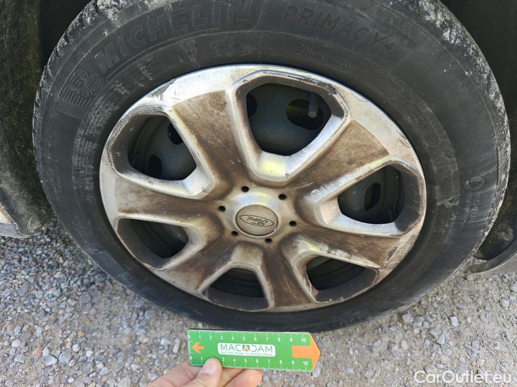  Ford  Transit FORD  Courier/2014/4P/furgón der.turis Van 1.5 TDCi 56kW Trend #73