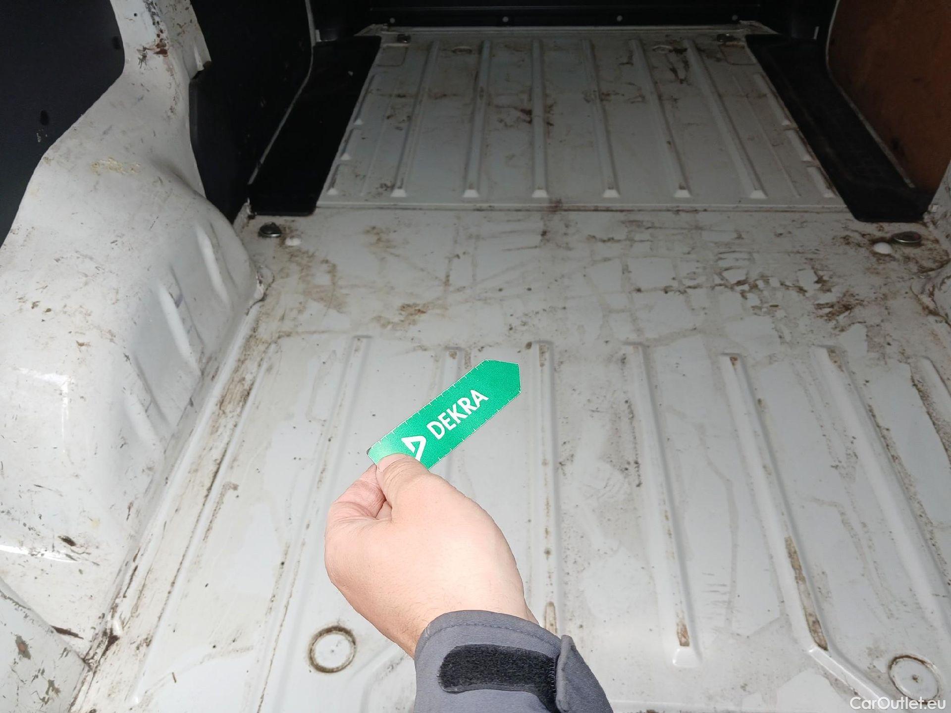  Citroen  Jumpy CITROEN  / 2016 / 4P / furgón Talla M BlueHDi 85KW (115CV) 6v Confort #38