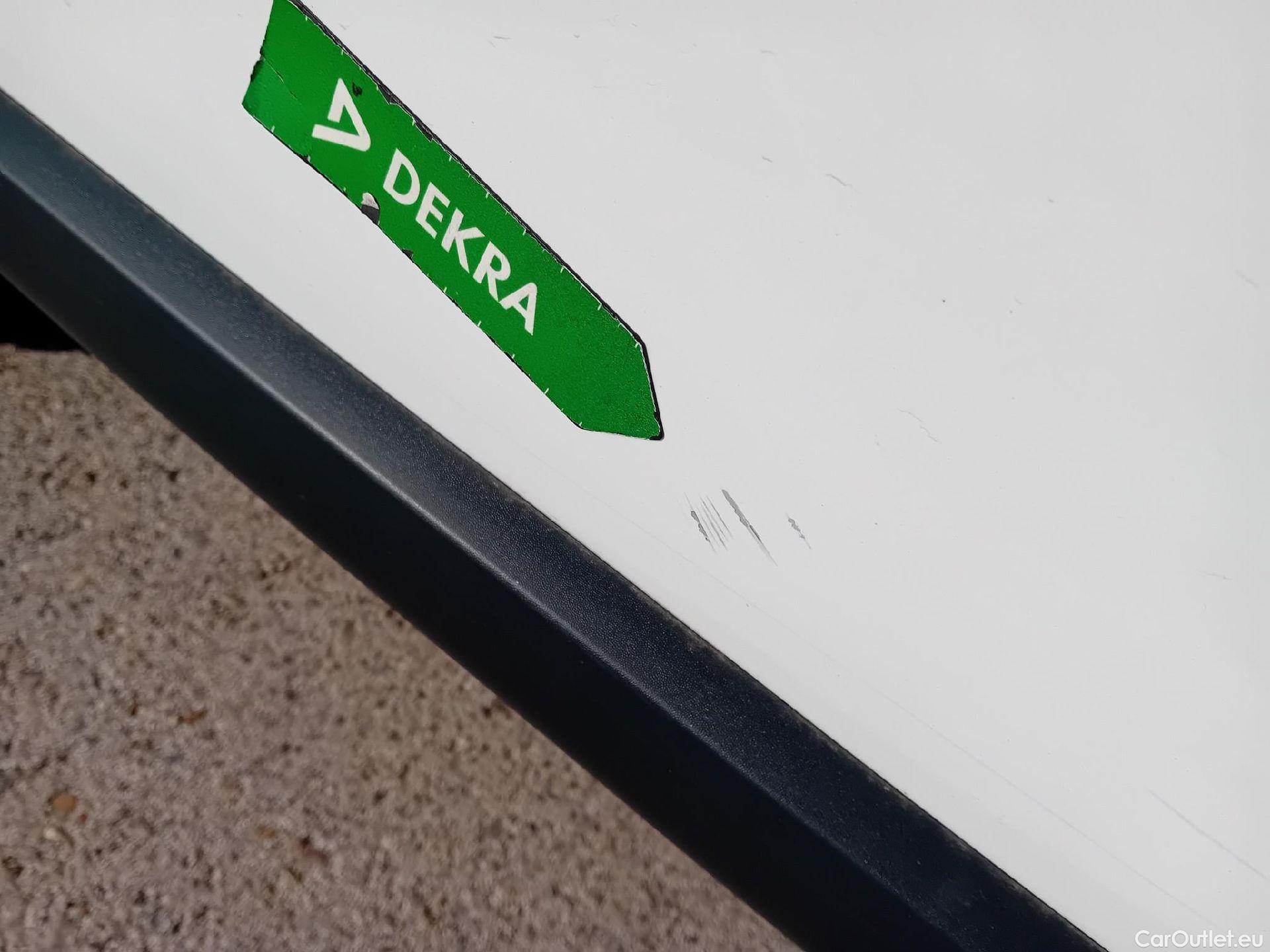  Dacia  Dokker DACIA  VU 4p 1G furgón derivado de Van Ambiance dCi 66kW (90CV) EU6 #26