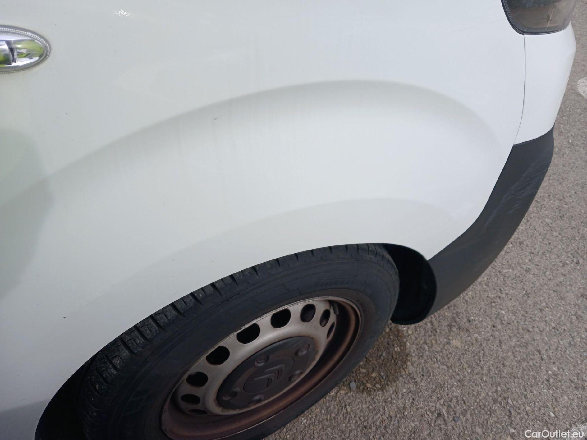  Citroen  Jumpy CITROEN  / 2016 / 4P / furgón Talla M BlueHDi 85KW (115CV) 6v Confort #36