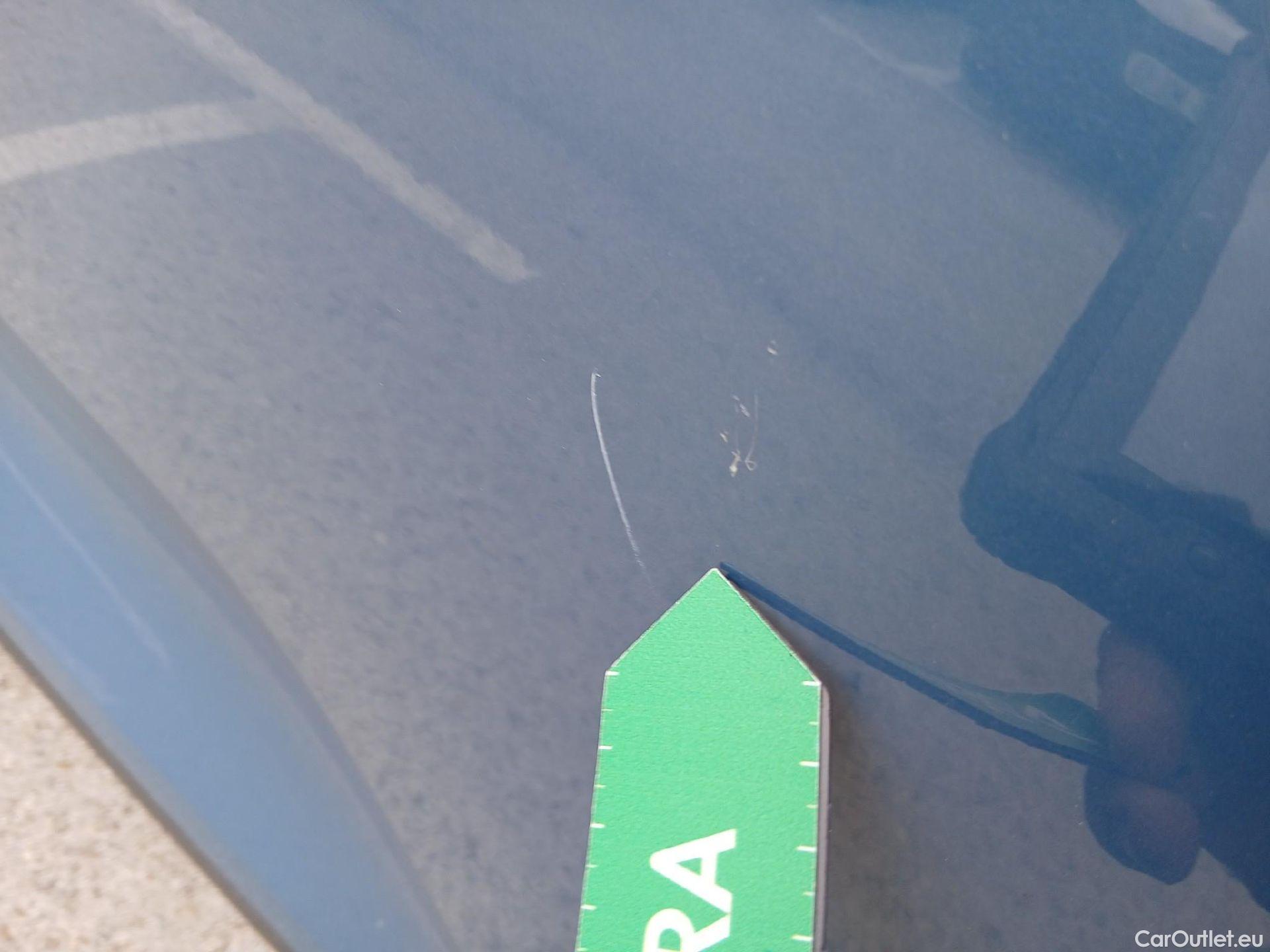  Volvo  XC 40 VOLVO XC40 / 2021 / 5P / todoterreno 1.5 T5 Recharge PHEV Plus Bright Auto #24