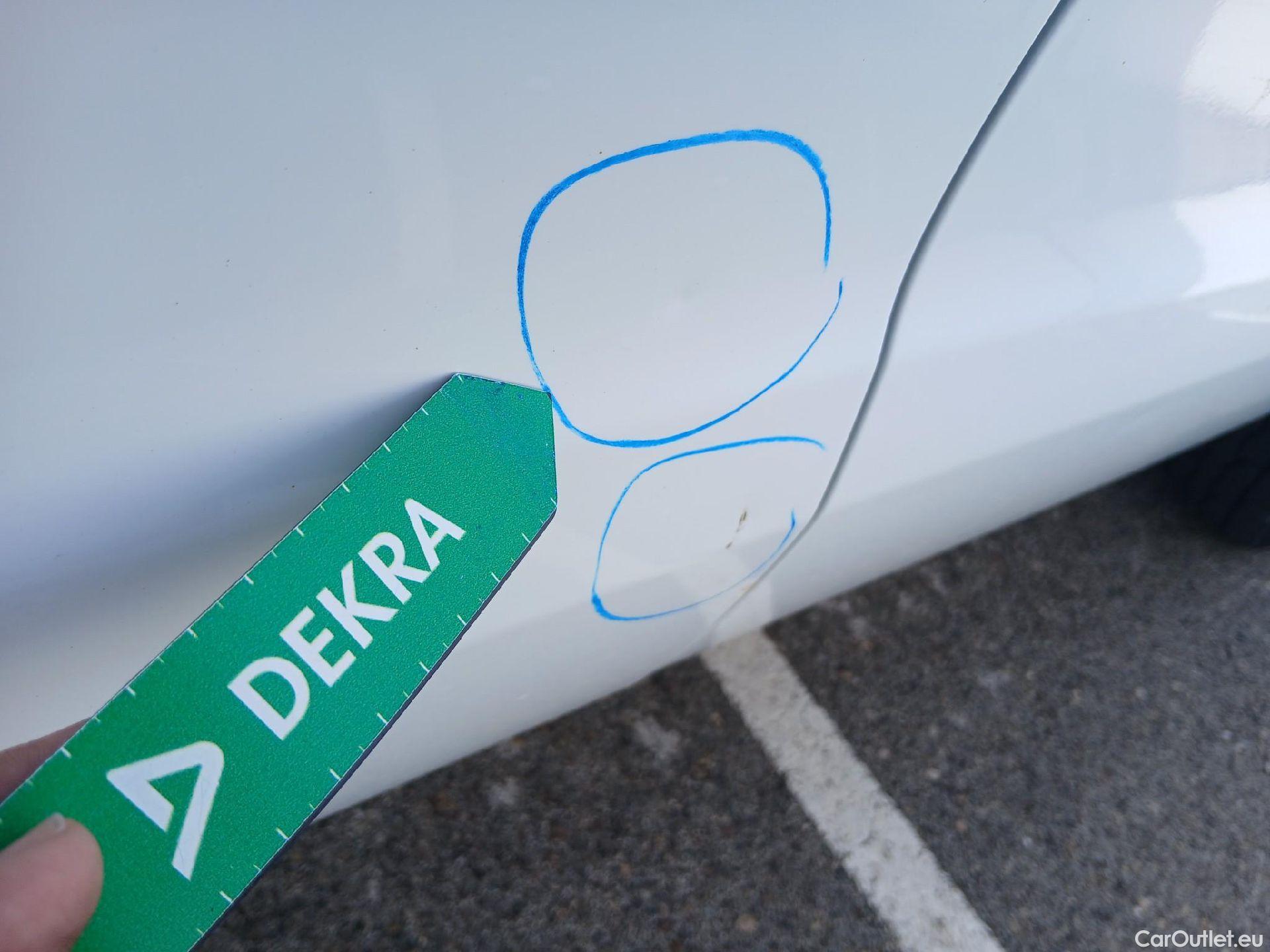  Ford  Ranger FORD  VU 4p 6G pickup 2.2 TDCi 118kW 4x4 Doble Cab. XL S/S #17