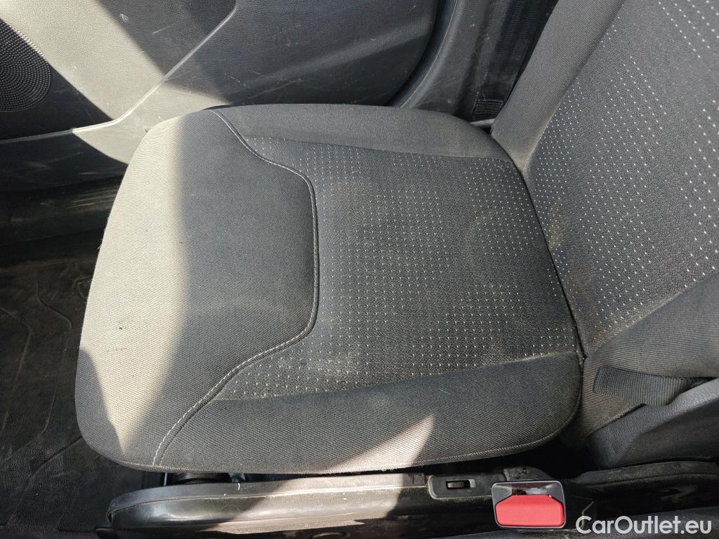  Ford  Transit FORD  Courier/2014/4P/furgón der.turis Van 1.5 TDCi 56kW Trend #82